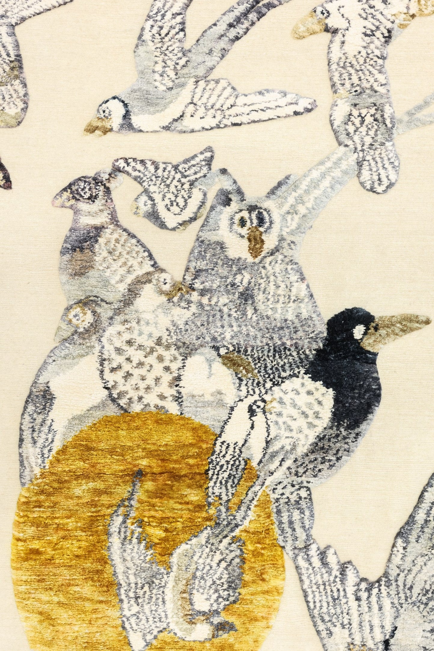 Wings Of The Himalayas Handwoven Contemporary Rug, J80762