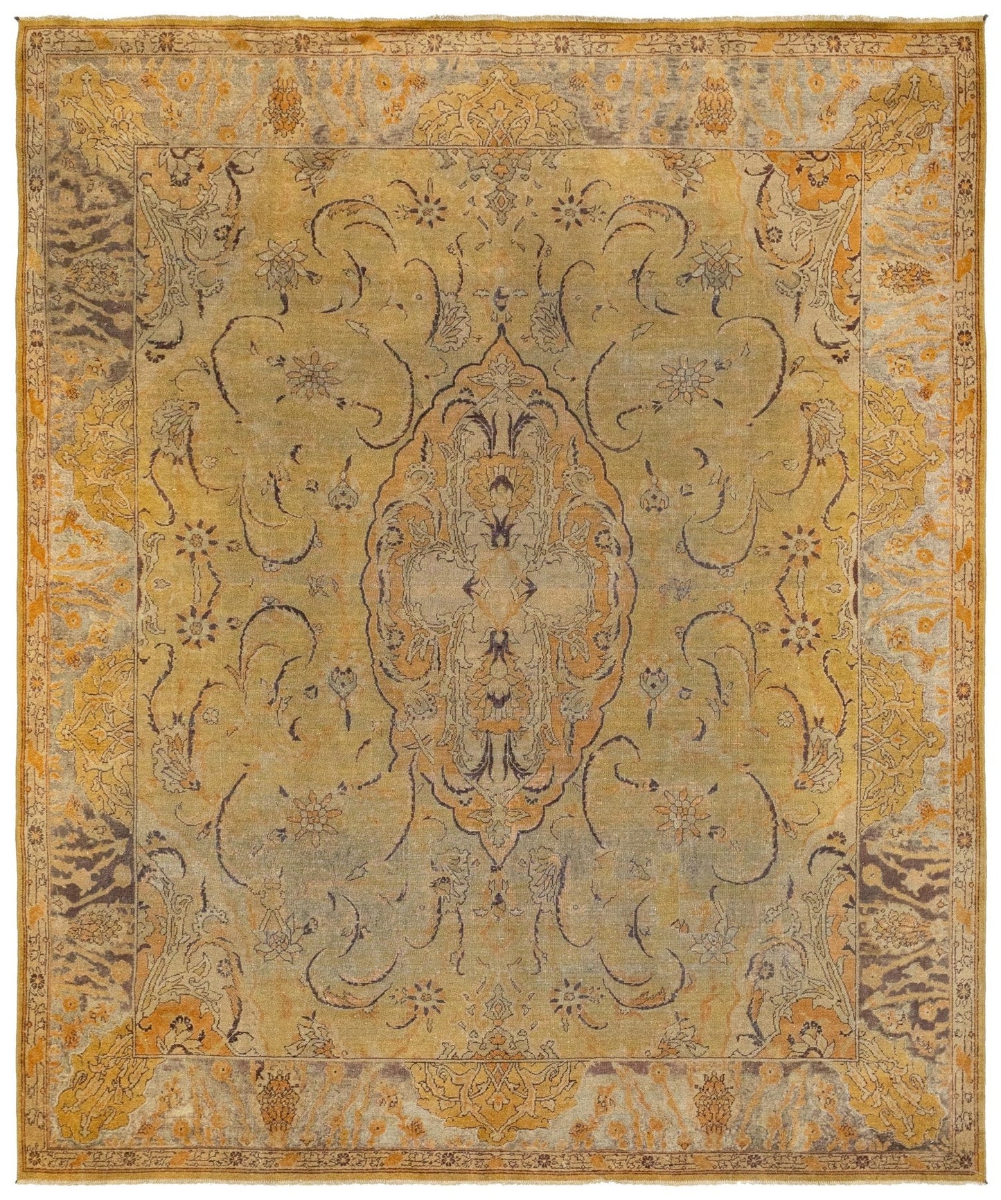Vintage Agra Handwoven Traditional Rug