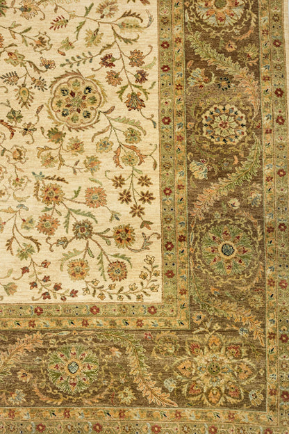 Agra Handwoven Traditional Rug, J89207