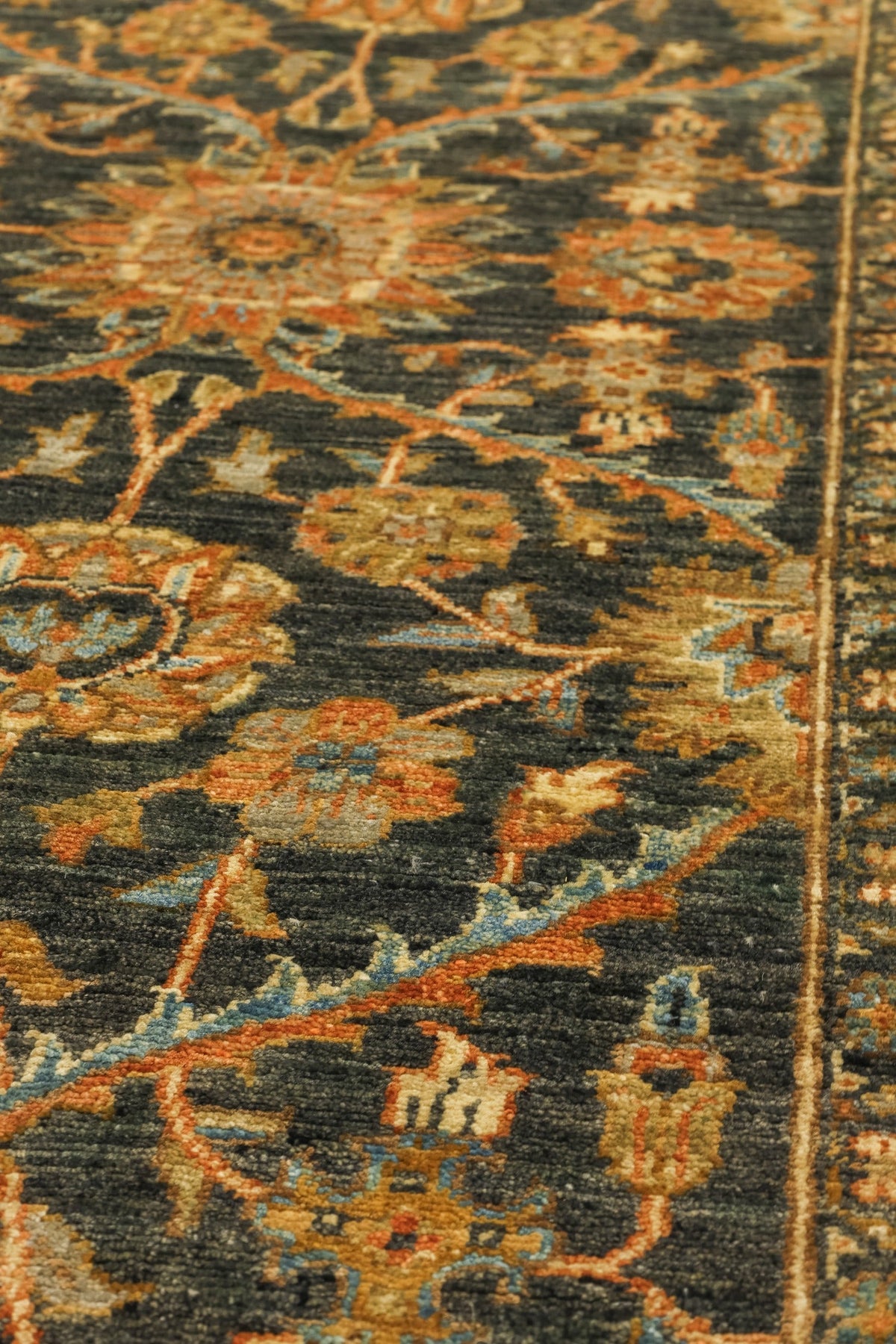Amritsar Handwoven Traditional Rug, J78783