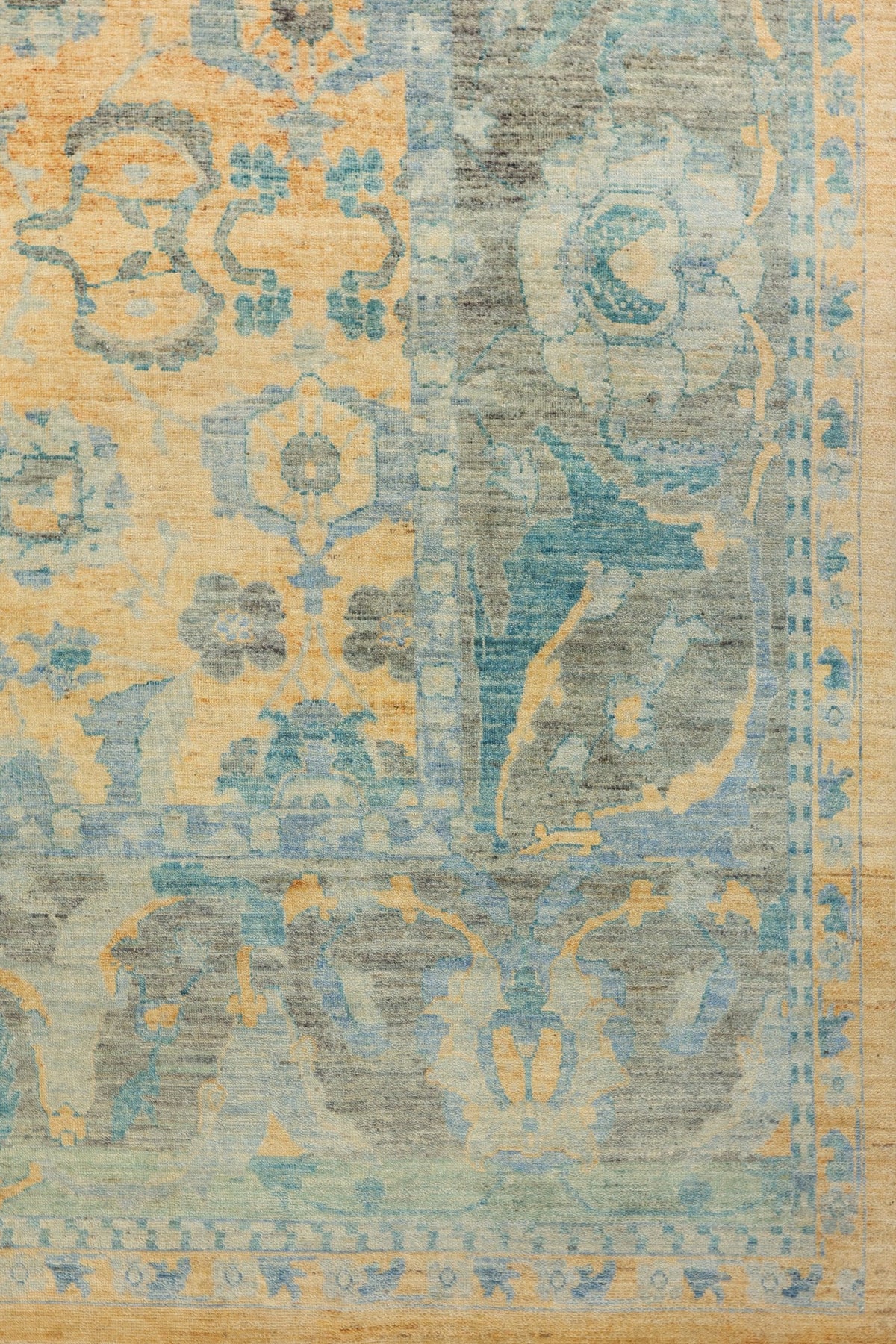 Amritsar Handwoven Traditional Rug, J80984
