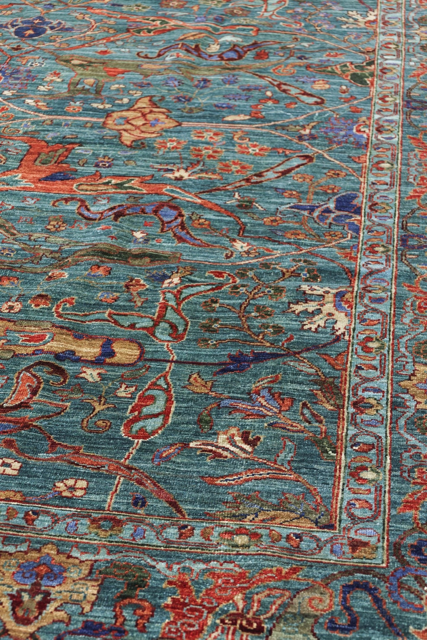 Arabesque Handwoven Traditional Rug, J79695