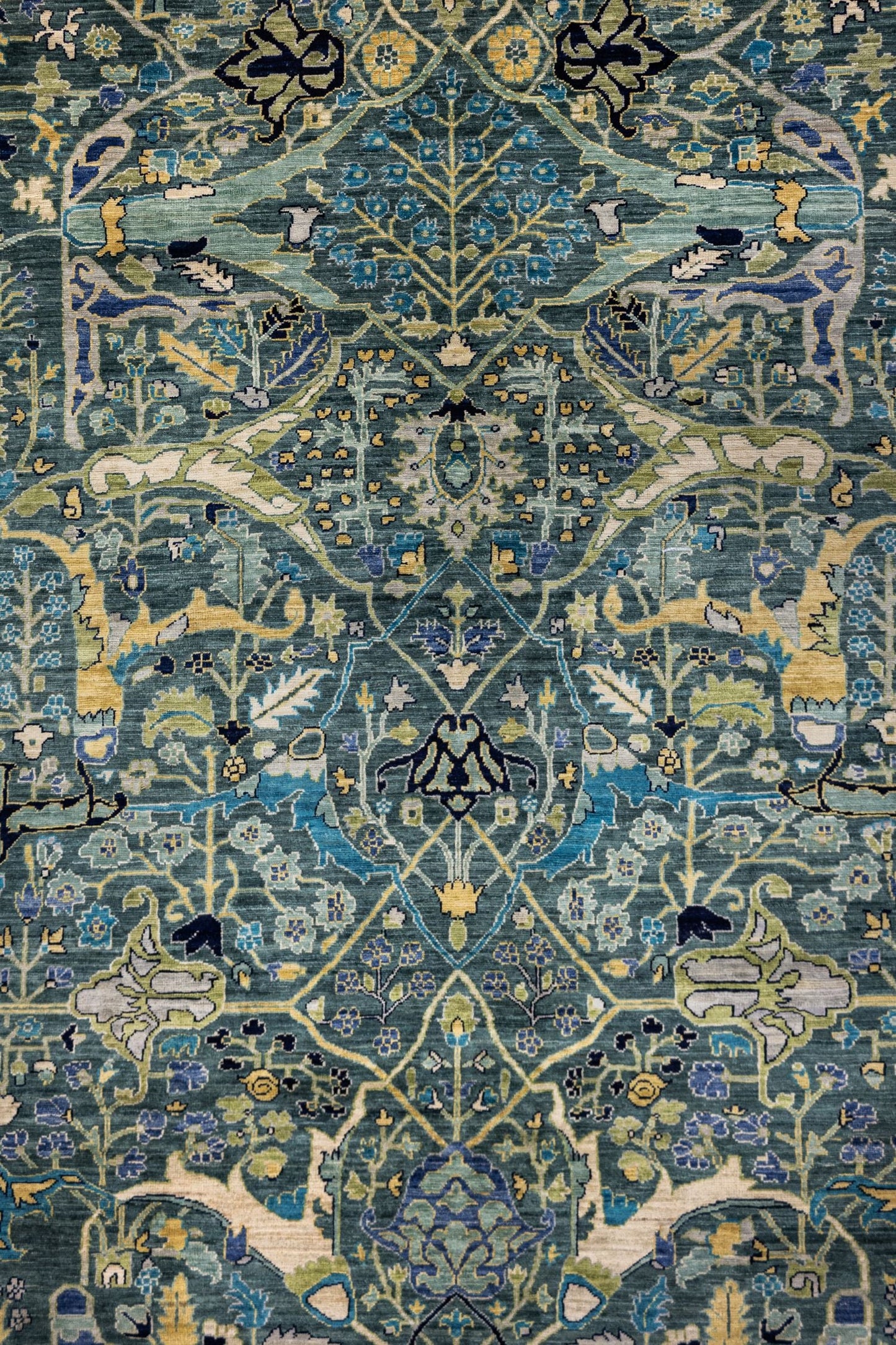 Arabesque Handwoven Traditional Rug, J86014