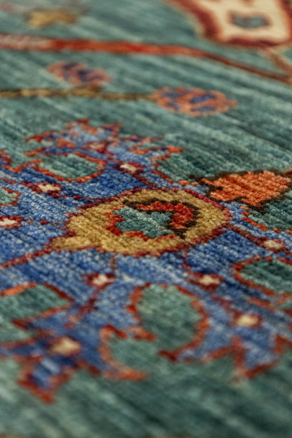 Arabesque Handwoven Traditional Rug, J87484