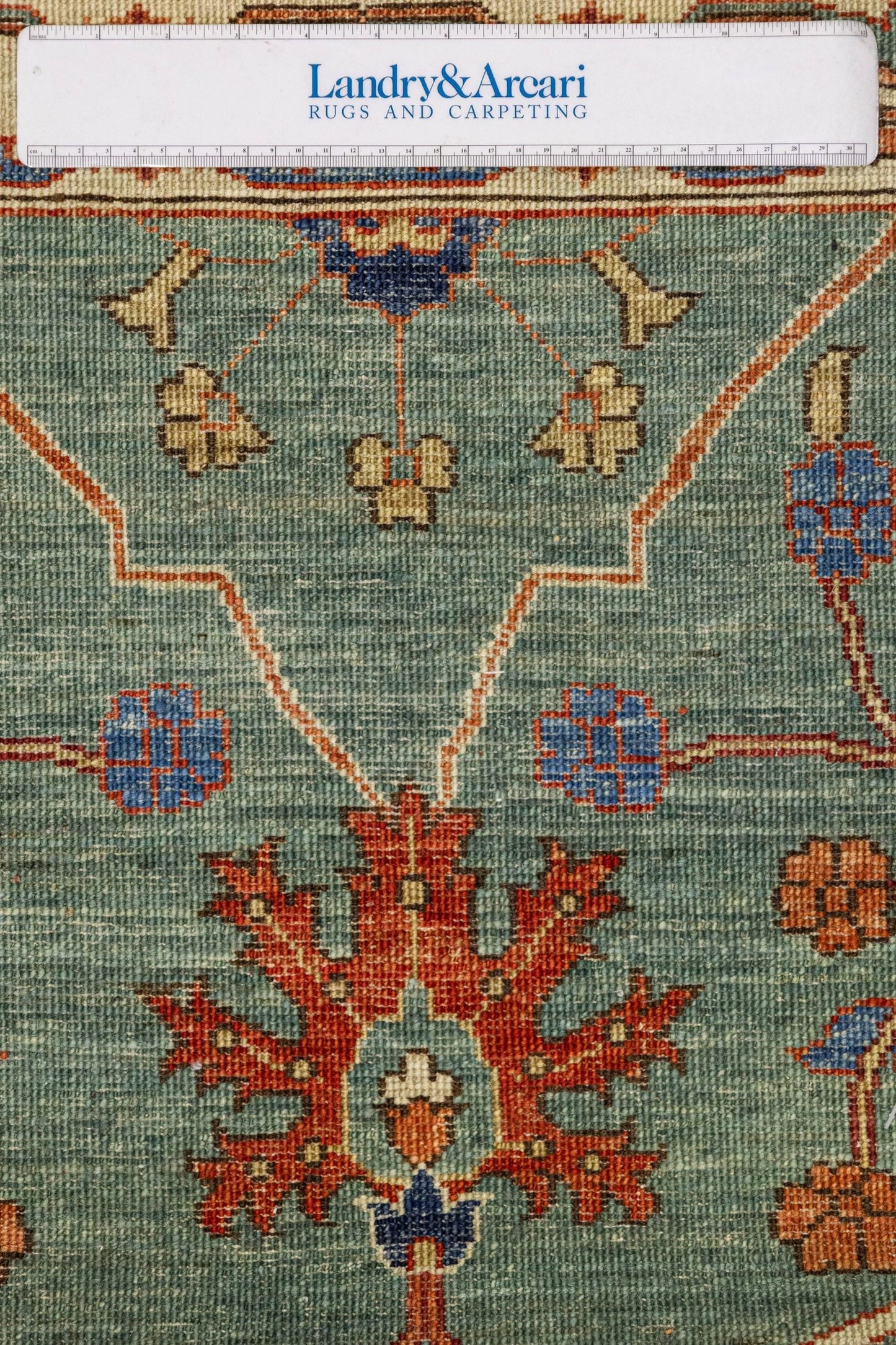 Arabesque Handwoven Traditional Rug, J87484