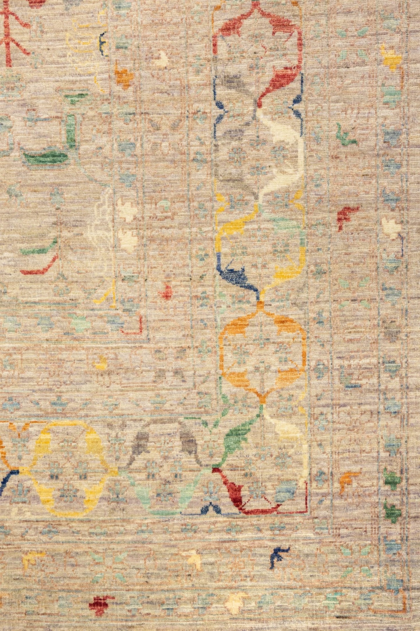 Arabesque Handwoven Traditional Rug, J87749