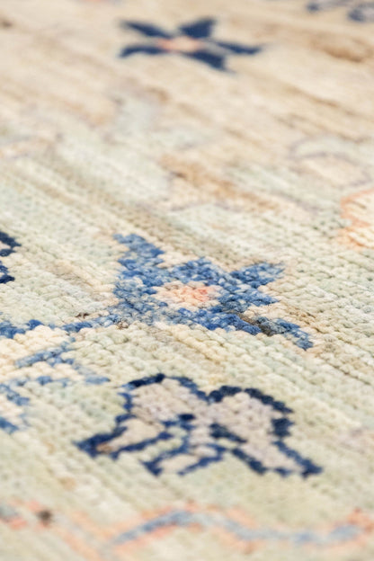 Arts & Crafts Handwoven Traditional Rug, J86824