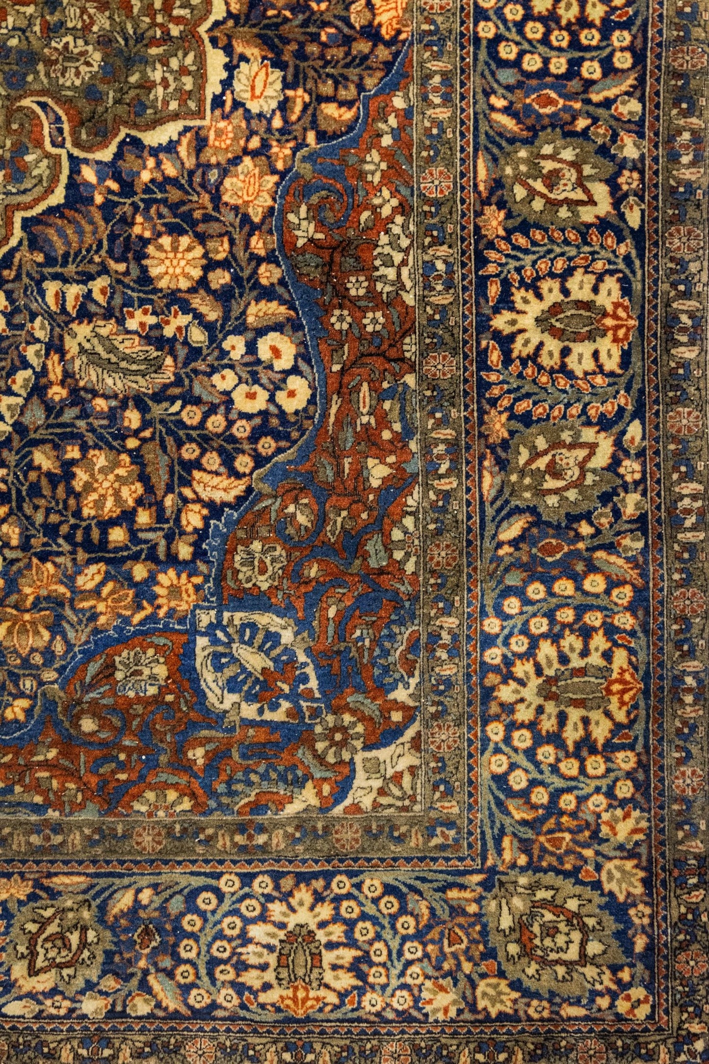 Antique Atashogoli Kashan Handwoven Traditional Rug, J88686