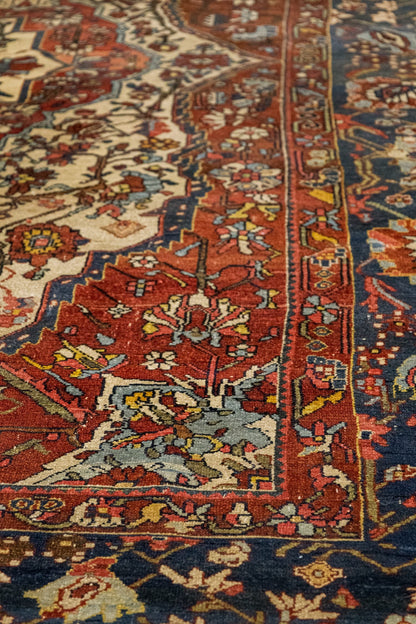 Antique Bakhtiari Handwoven Traditional Rug, J87238