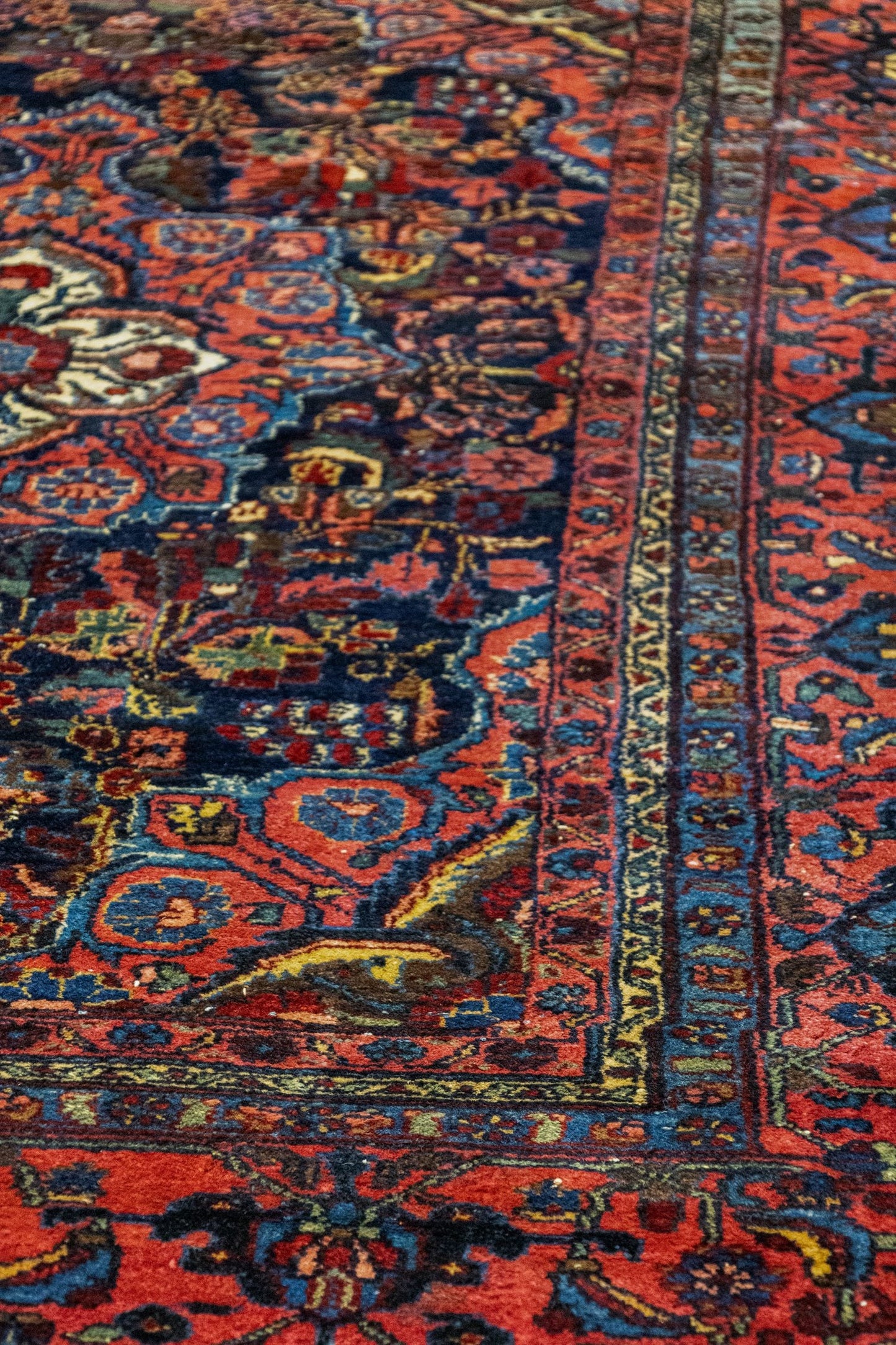 Antique Bibikabad Handwoven Traditional Rug, J88687