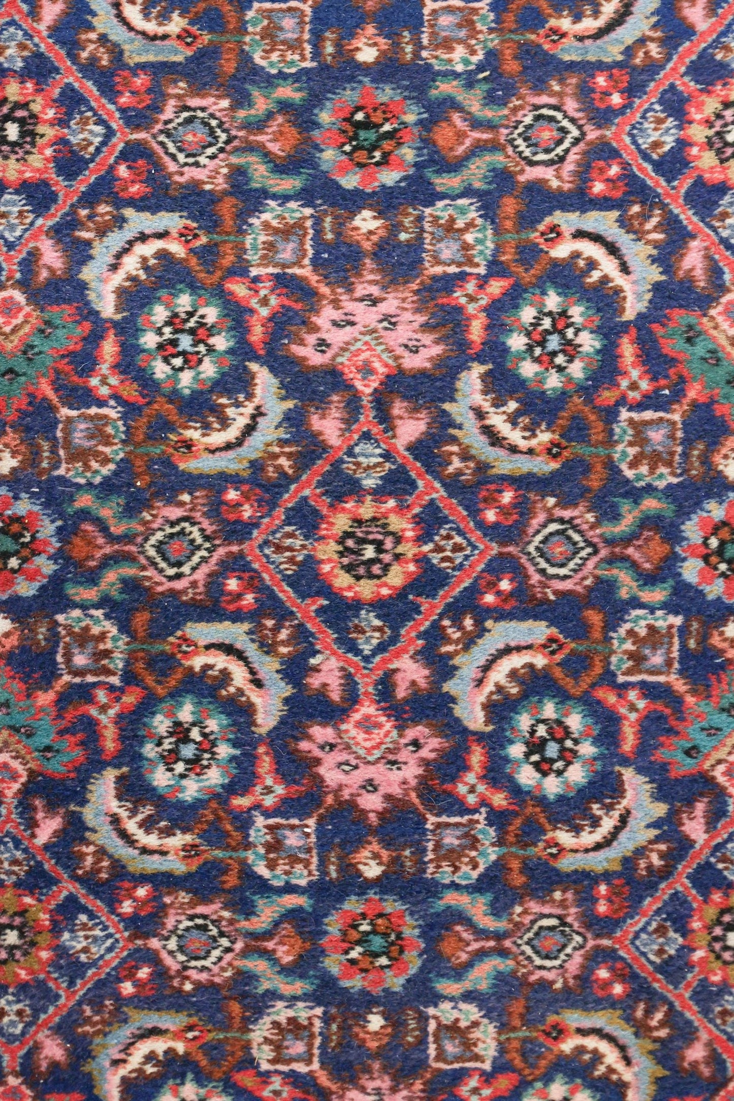 Vintage Bijar Handwoven Traditional Rug, 80393