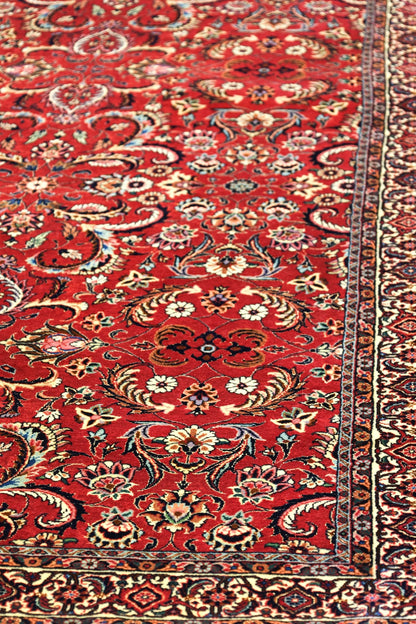 Bijar Handwoven Traditional Rug, 82402