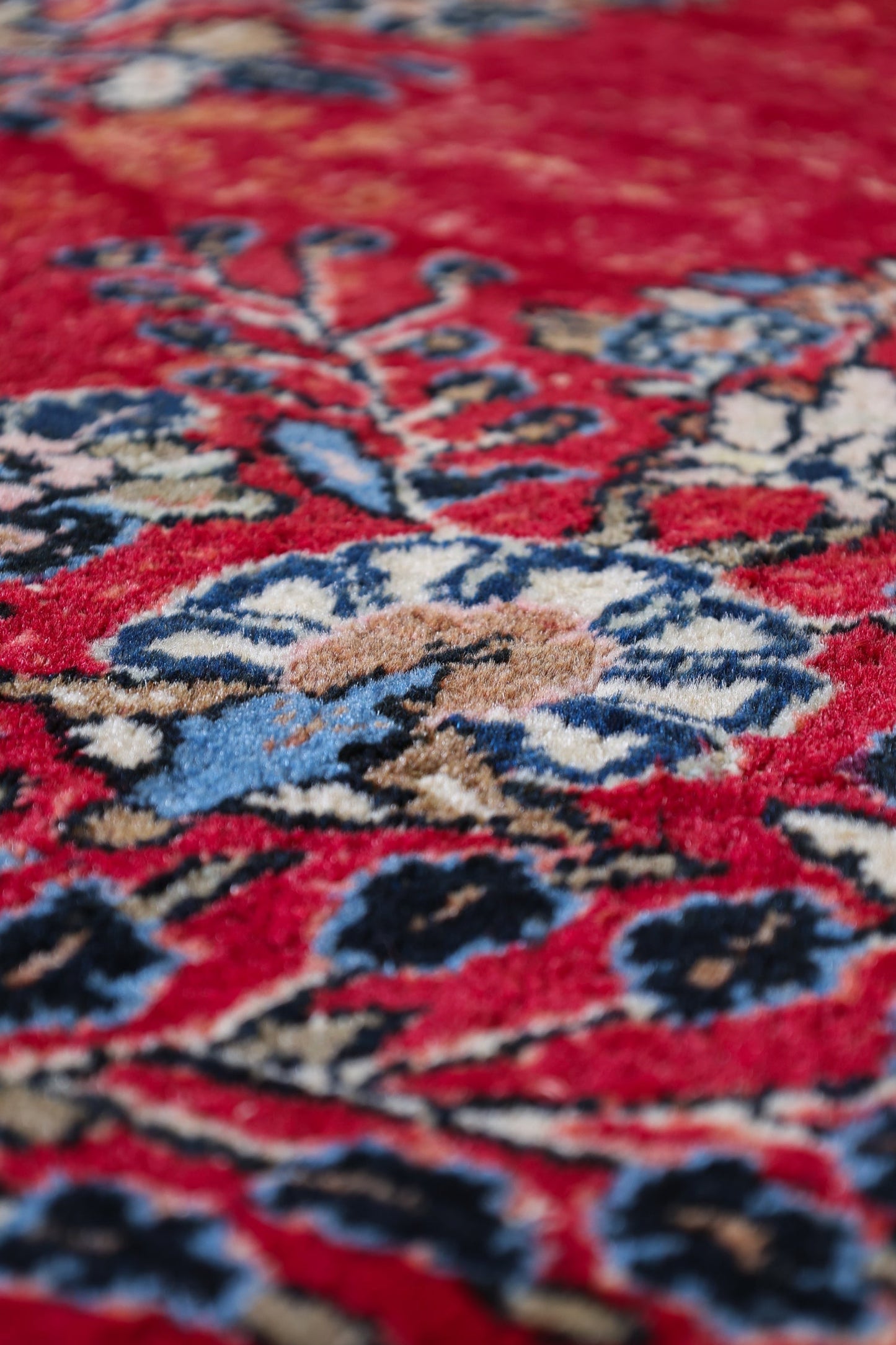 Antique Dargazine Handwoven Traditional Rug, 83648