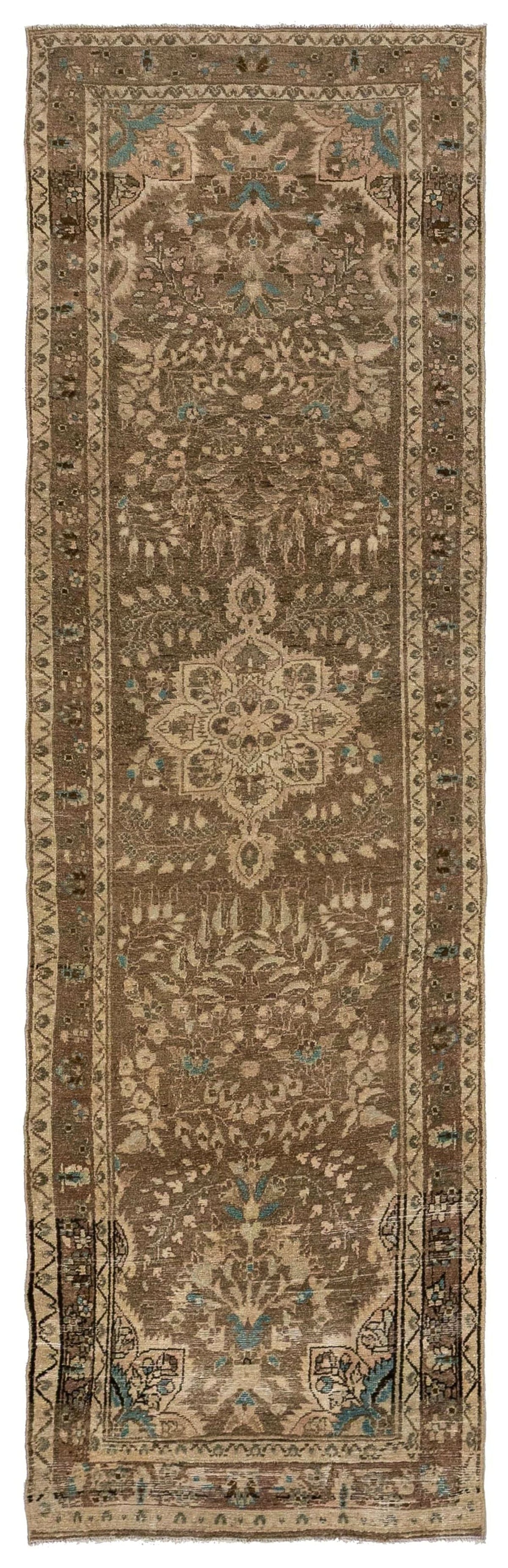 Vintage Dargazine Handwoven Traditional Rug