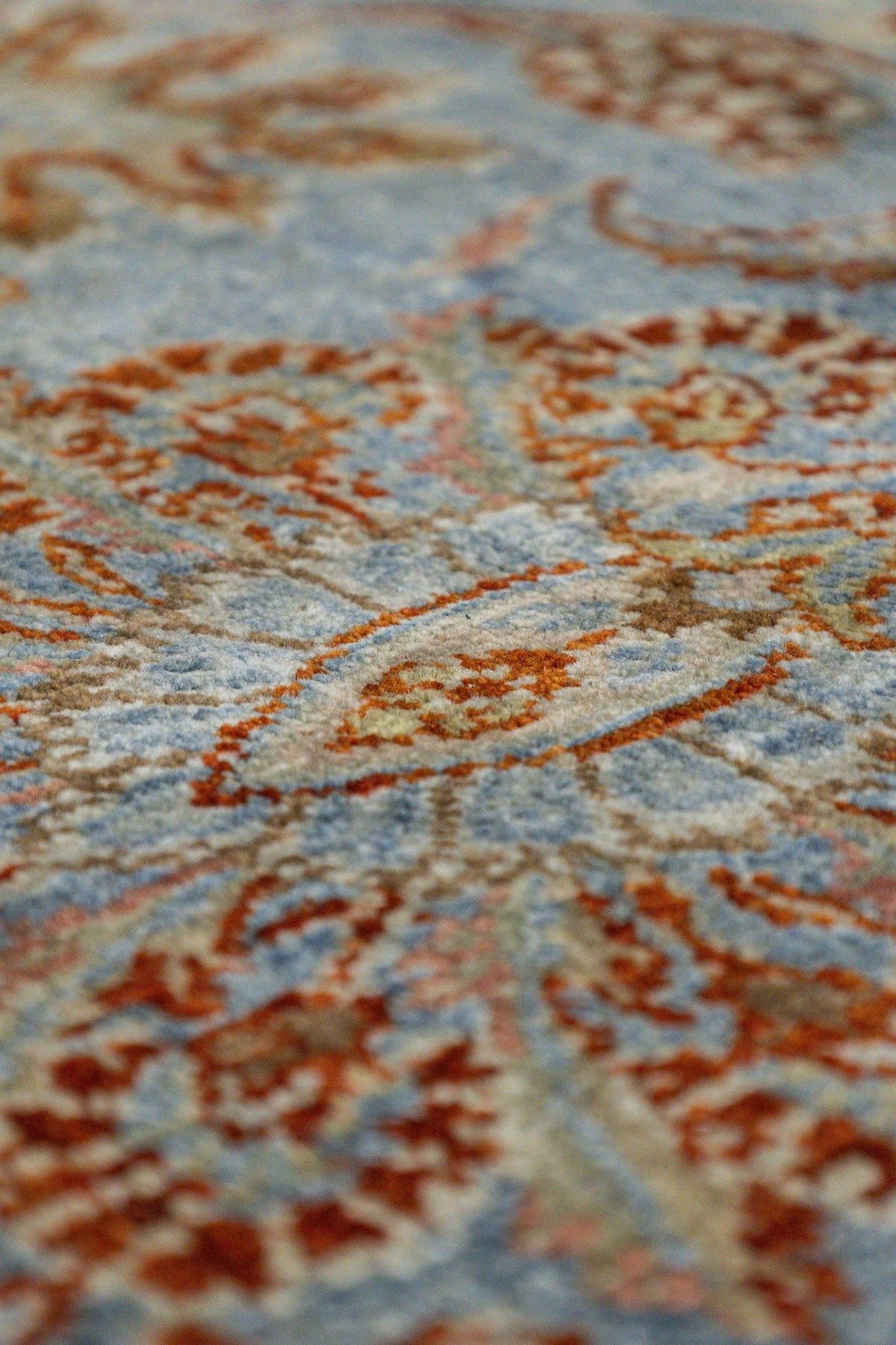 Antique Ekbatan Handwoven Traditional Rug, J86436
