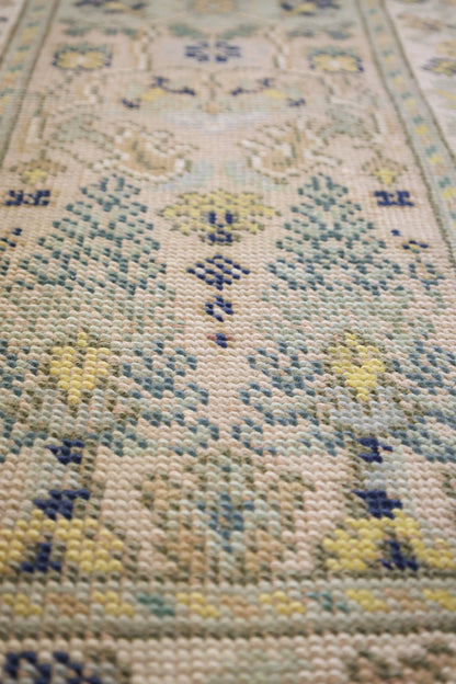 Vintage European Handwoven Traditional Rug, J68408