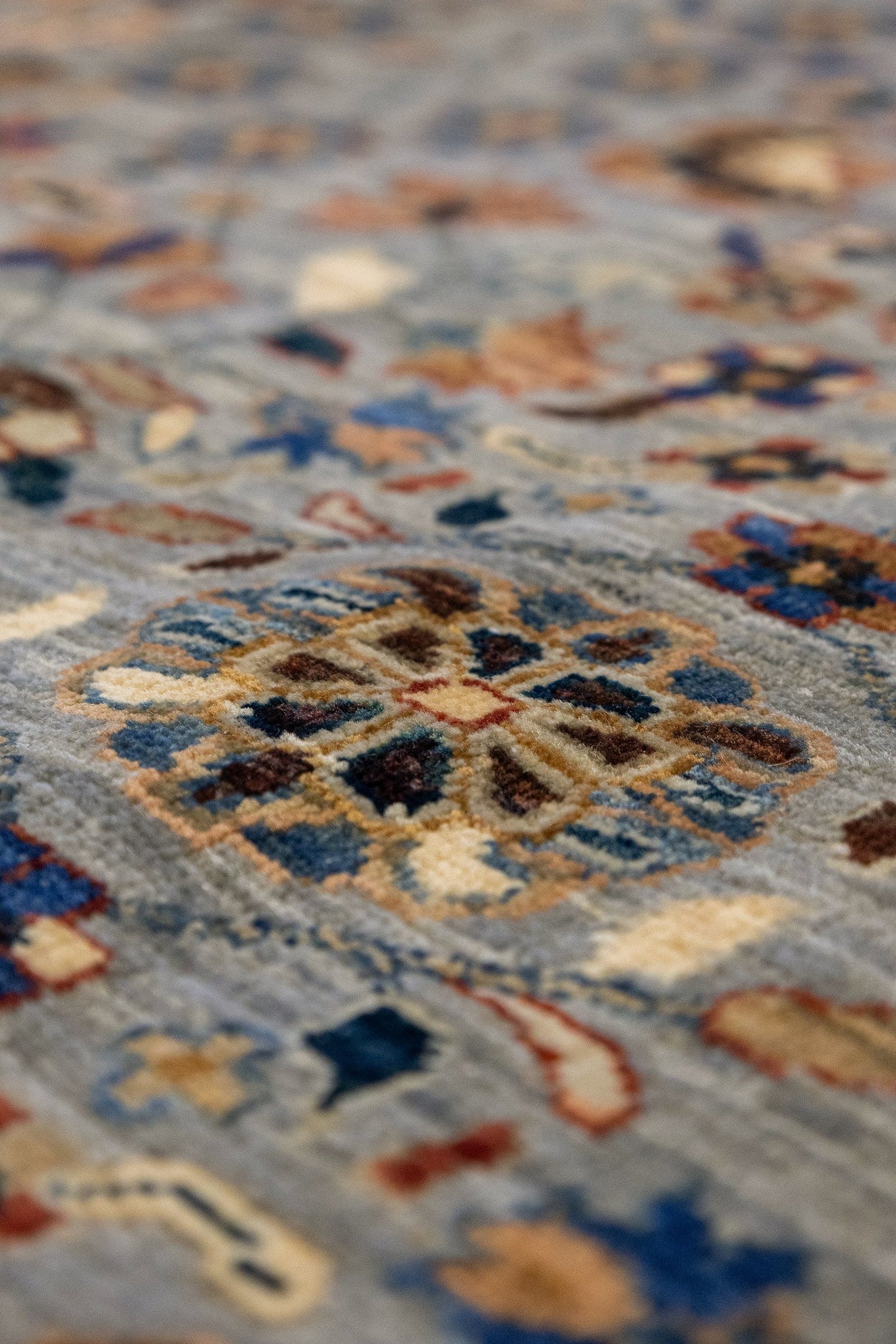 Ferahan Sarouk Handwoven Traditional Rug, J86196