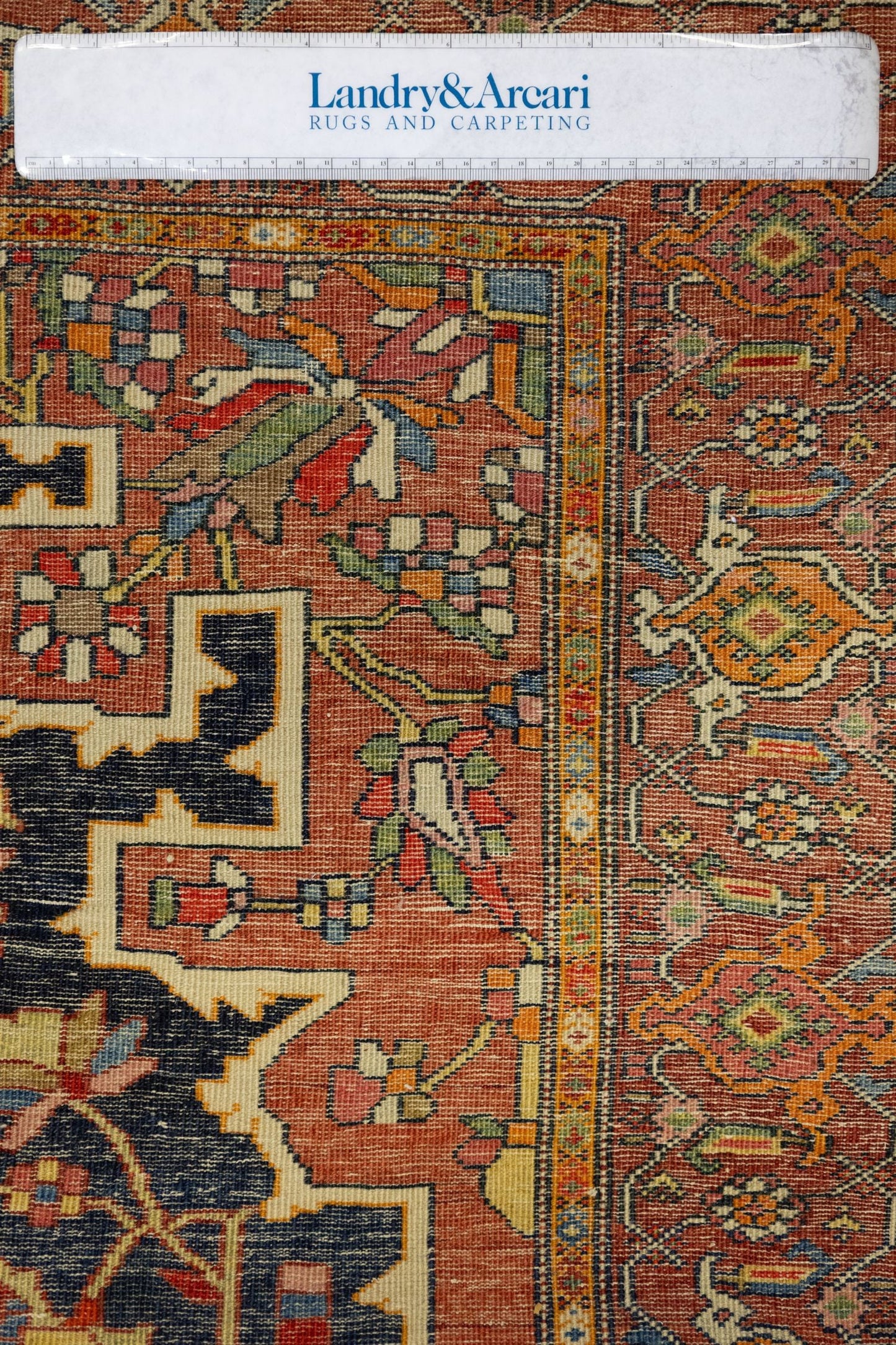 Antique Ferahan Sarouk Handwoven Traditional Rug, J87200