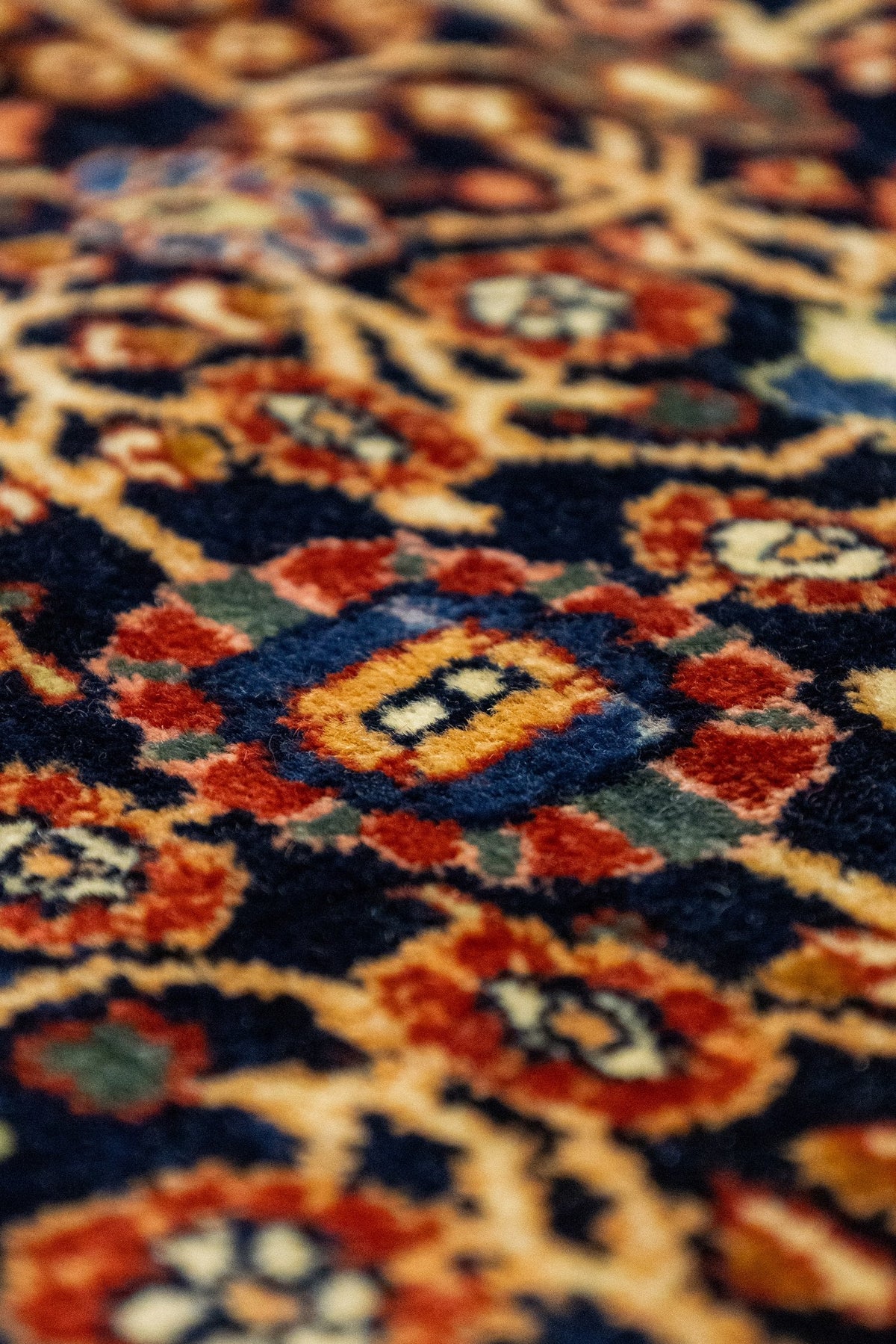 Antique Ferahan SaroukTraditional Rug, J89634