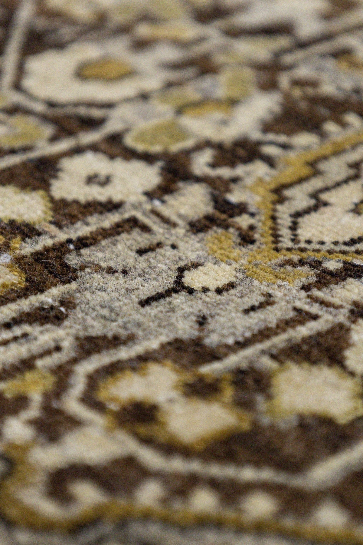 Antique Jozan Sarouk Handwoven Traditional Rug, J86426