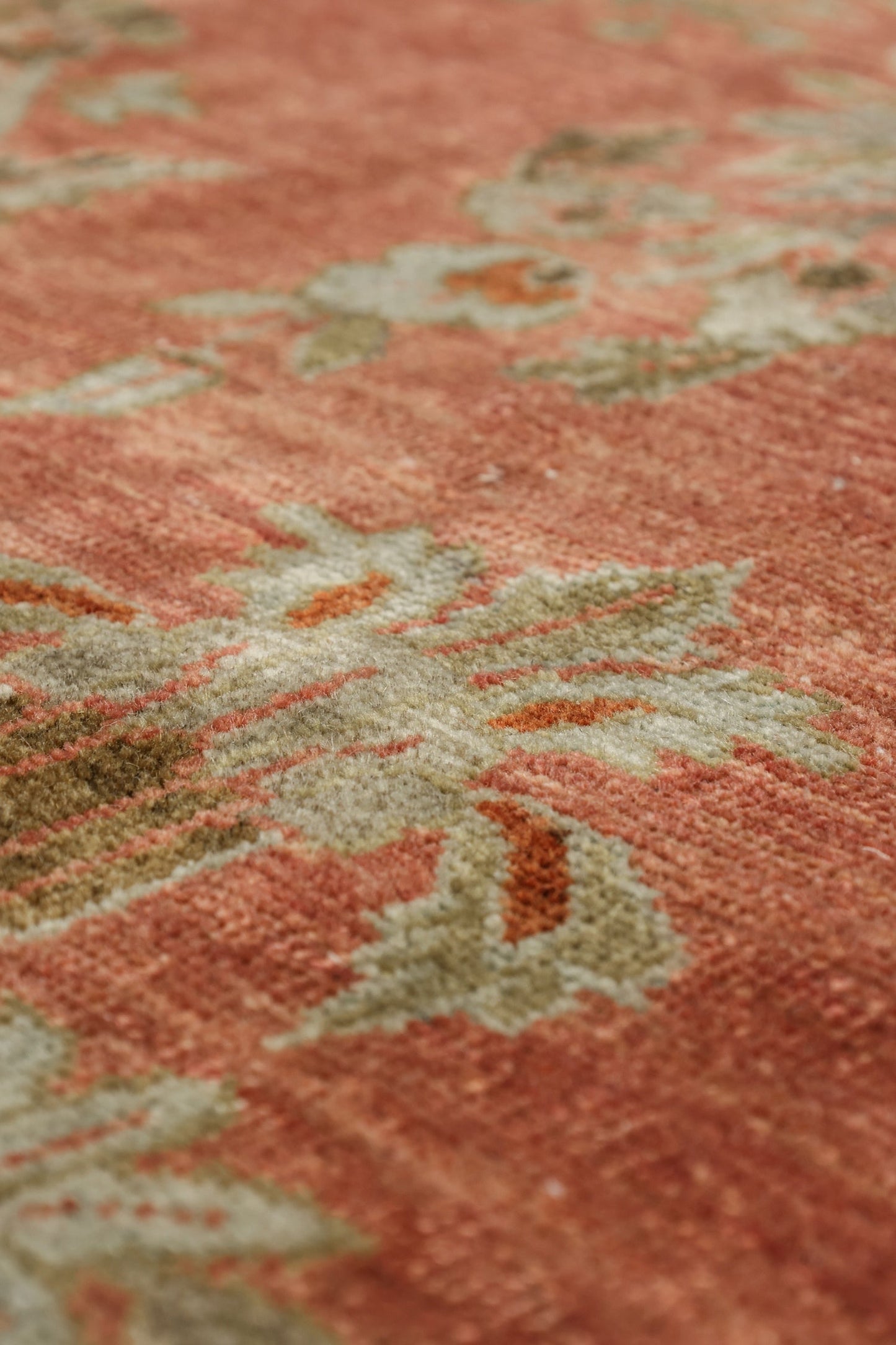 Vintage Jozan Sarouk Handwoven Traditional Rug, J81290