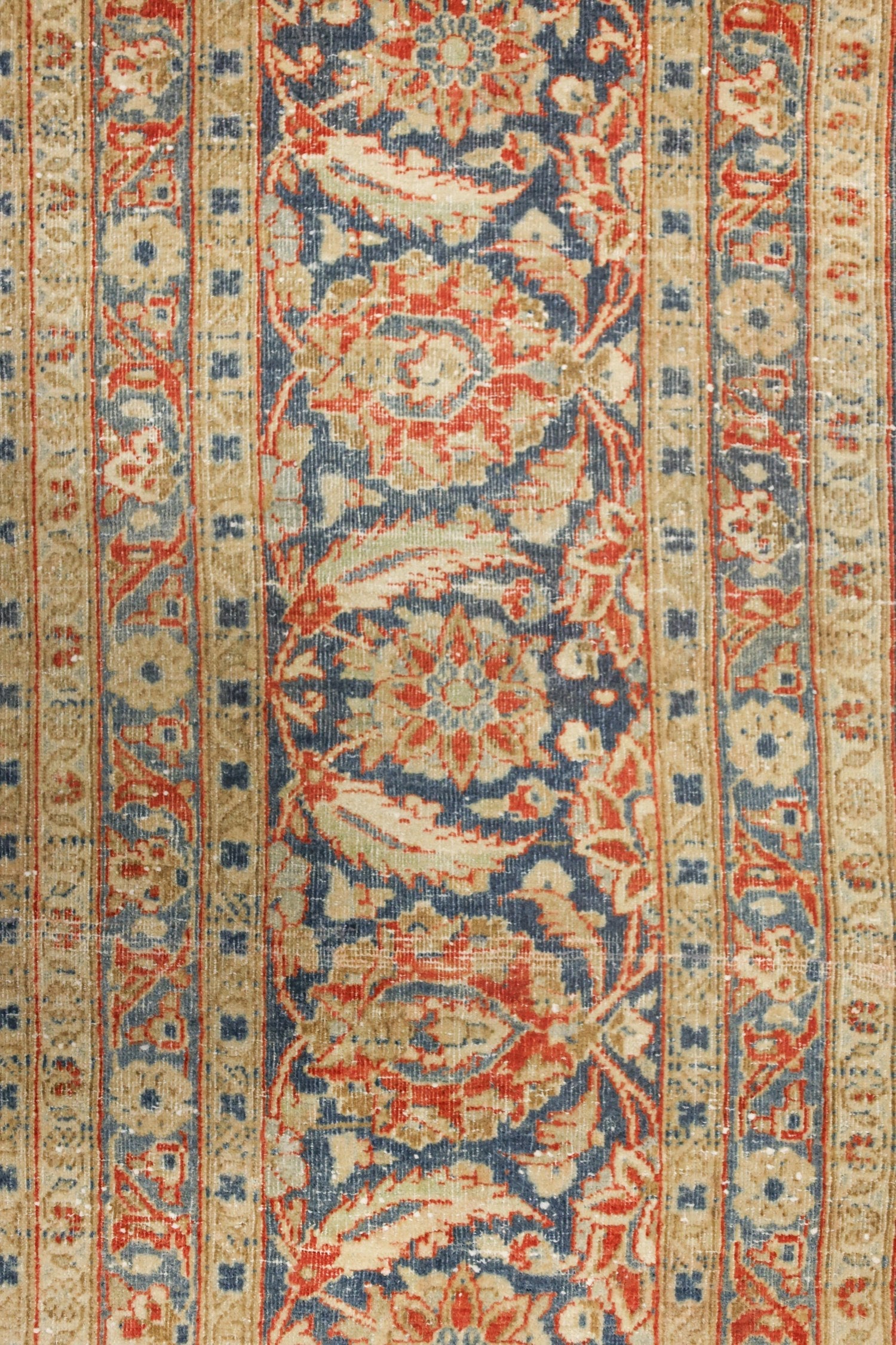 Vintage Kashan Handwoven Traditional Rug, J73322