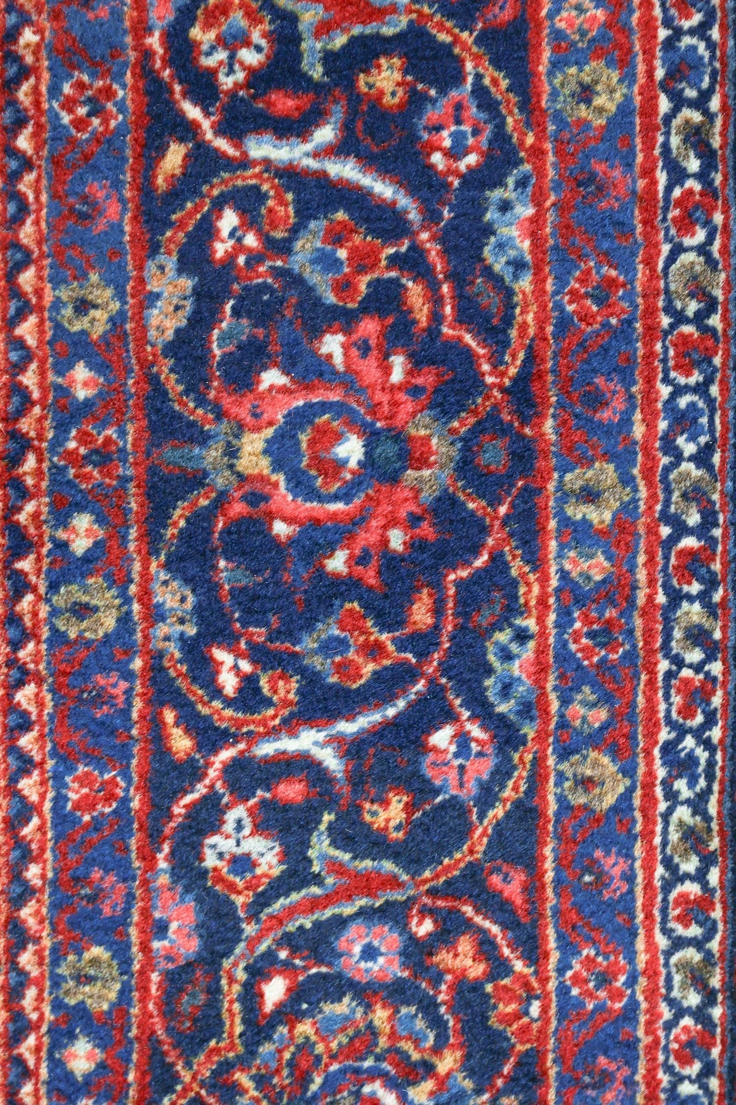 Antique Kashan Handwoven Traditional Rug, J71267