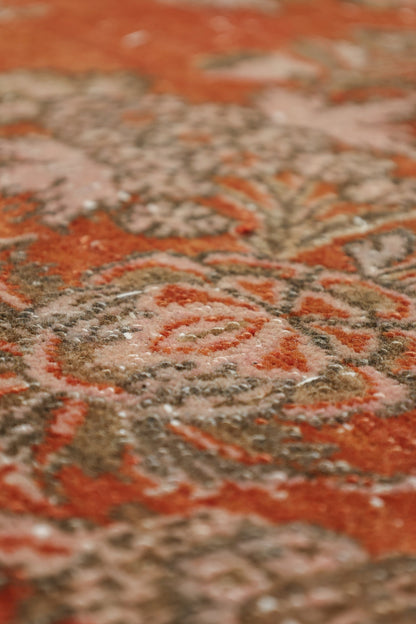 Vintage Kazvin Handwoven Traditional Rug, J81298