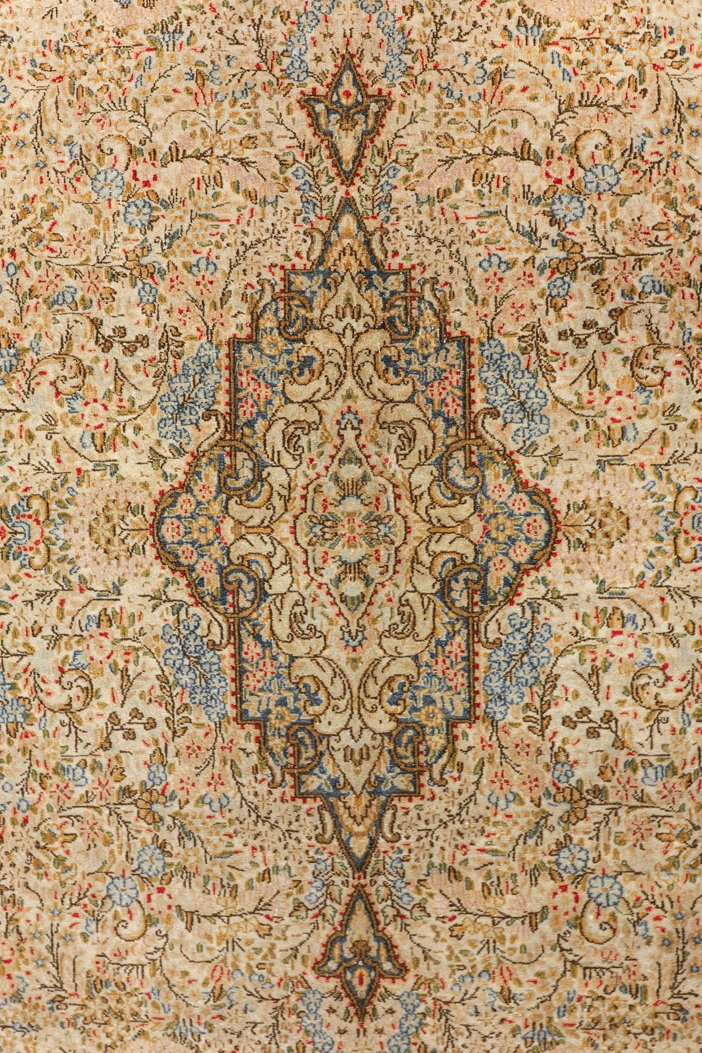 Antique Kerman Handwoven Traditional Rug, J79409