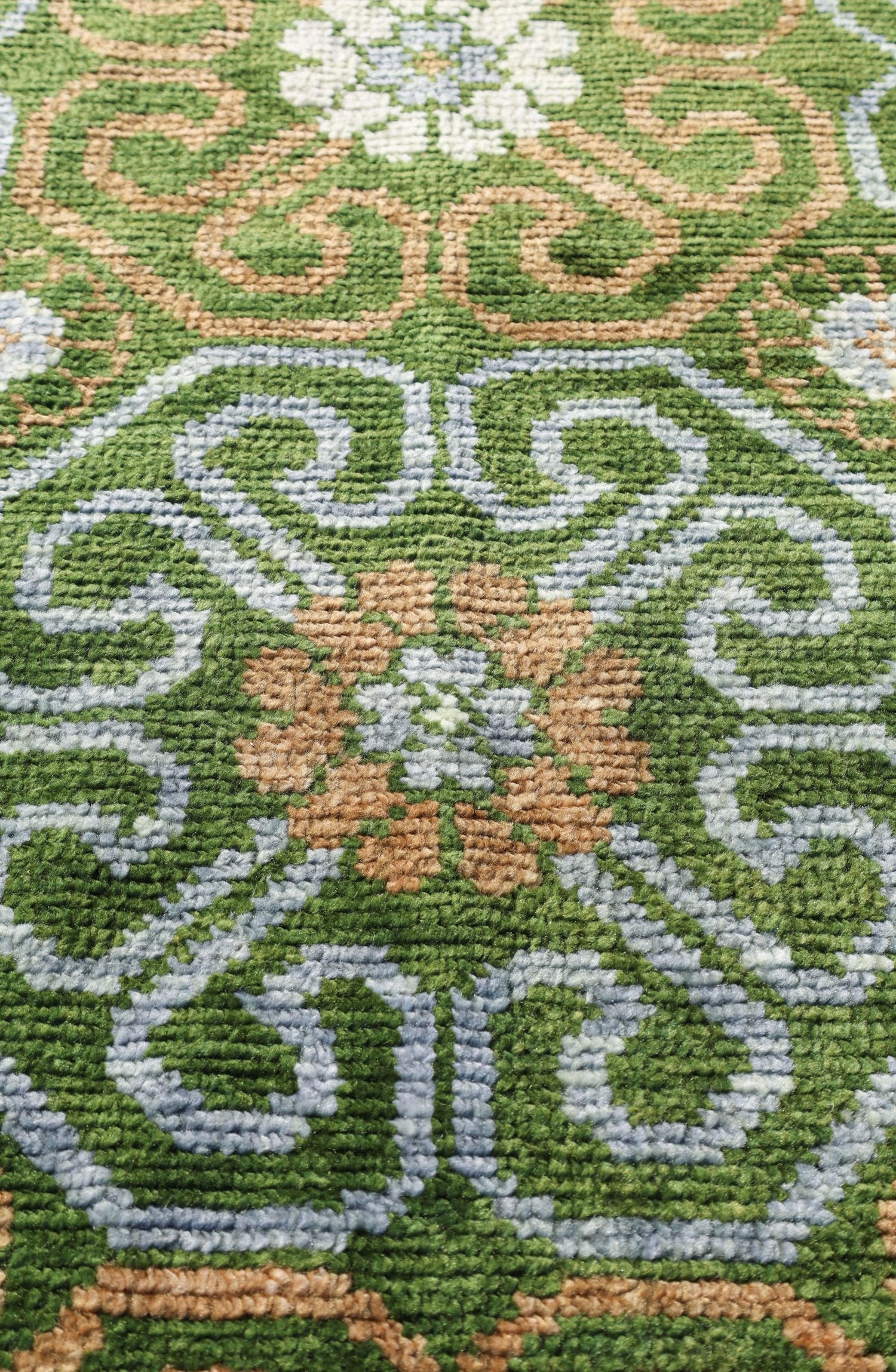 Khotan Handwoven Traditional Rug, J76111
