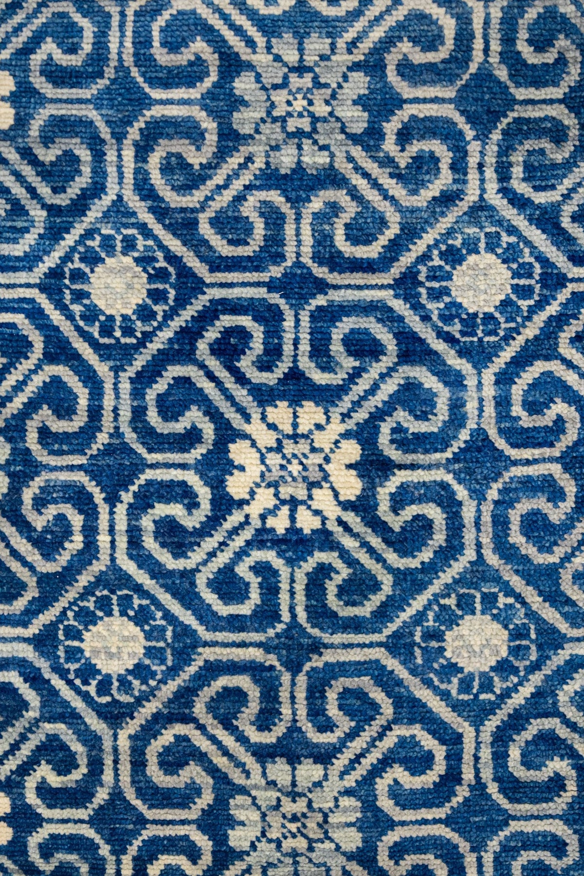 Khotan Handwoven Traditional Rug, J88120