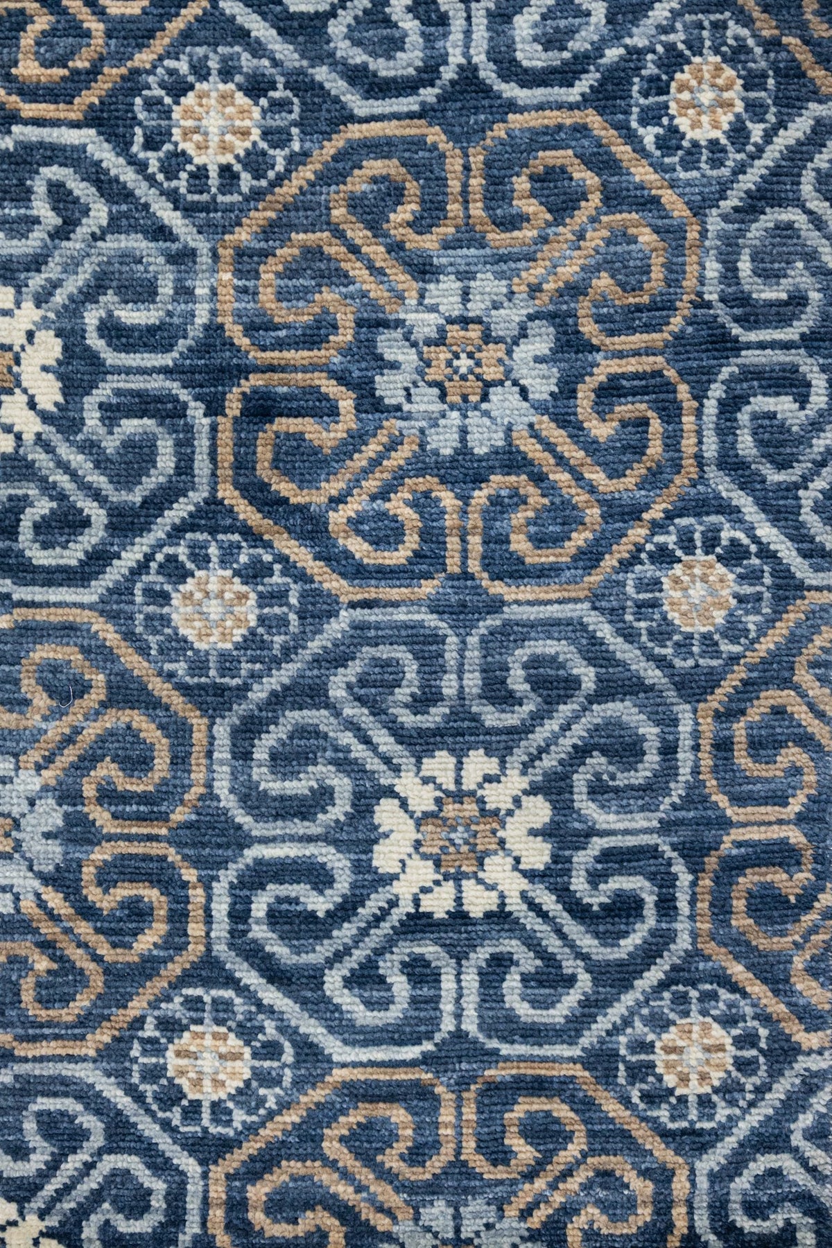 Khotan Handwoven Traditional Rug, J88123