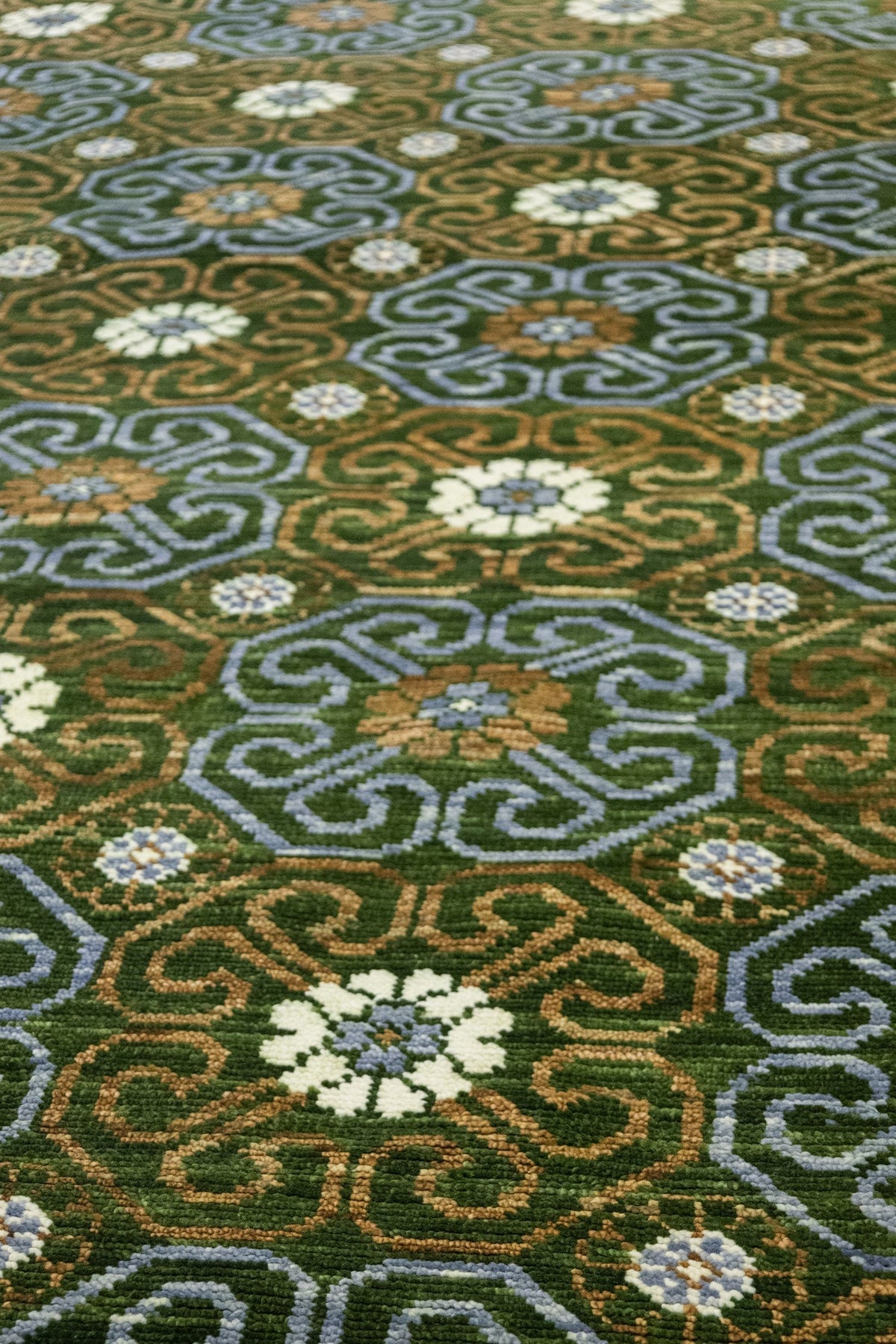 Khotan Handwoven Traditional Rug, J88127