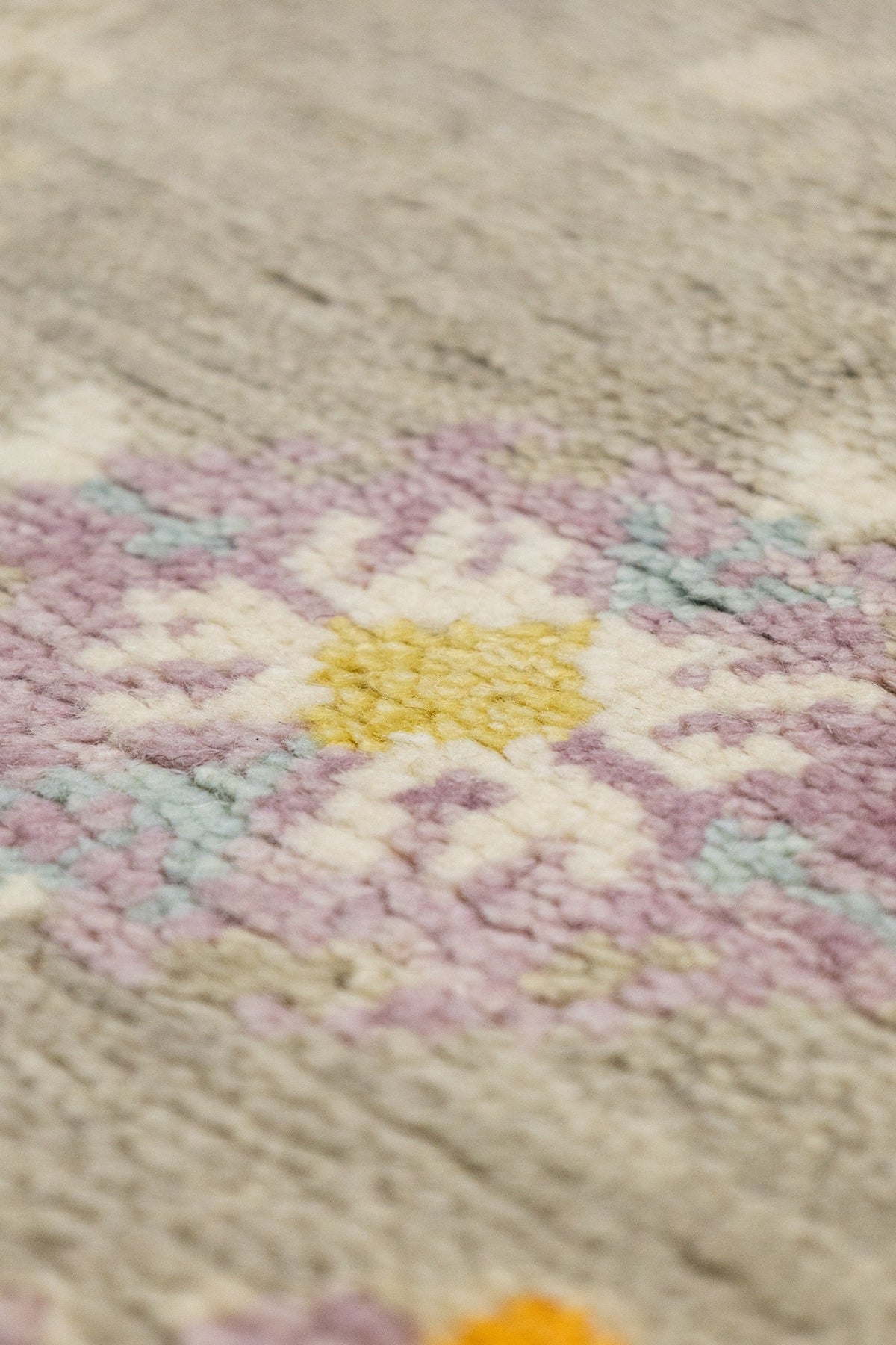 Khotan Handwoven Traditional Rug, J88136