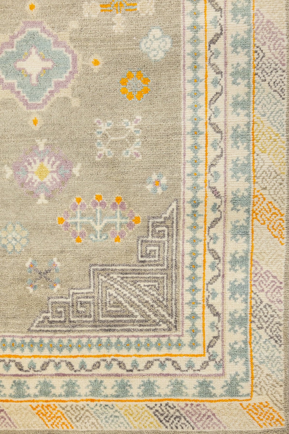 Khotan Handwoven Traditional Rug, J88136