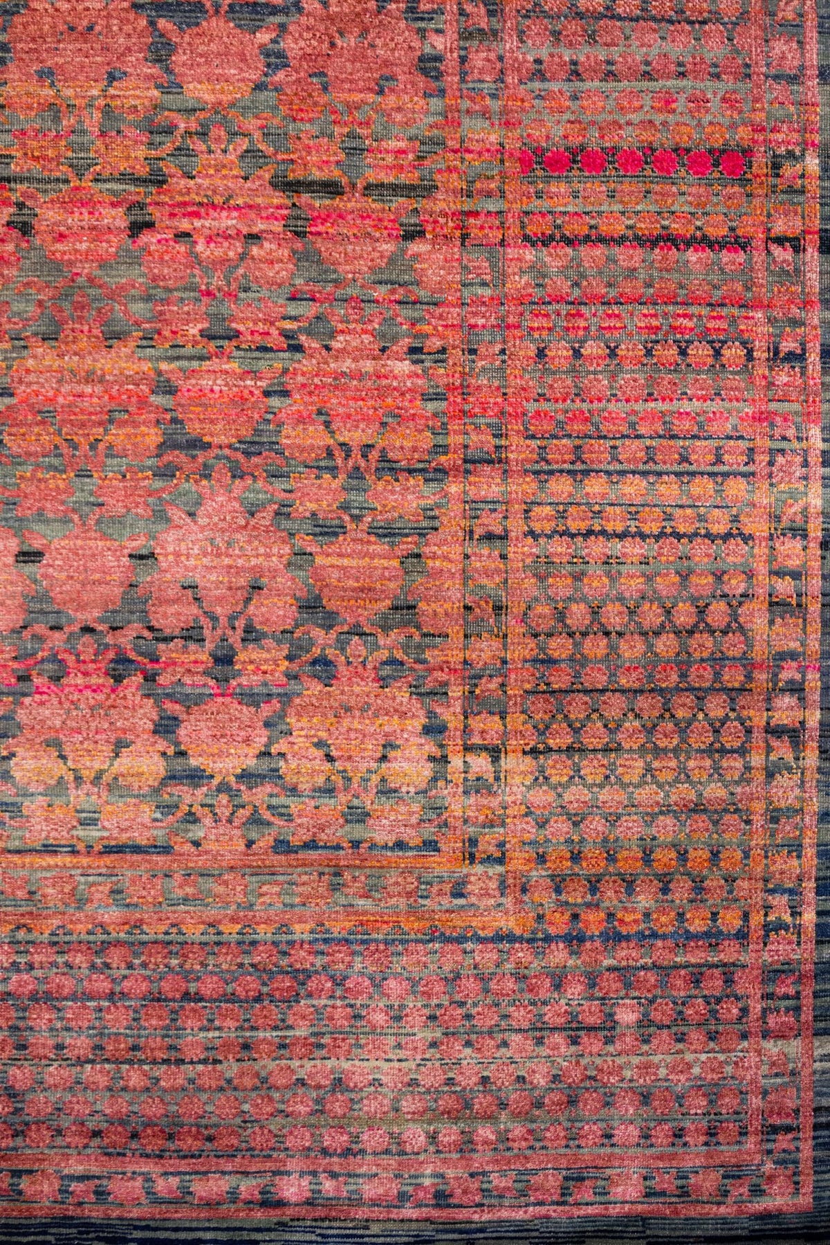 Khotan Handwoven Traditional Rug, J88469