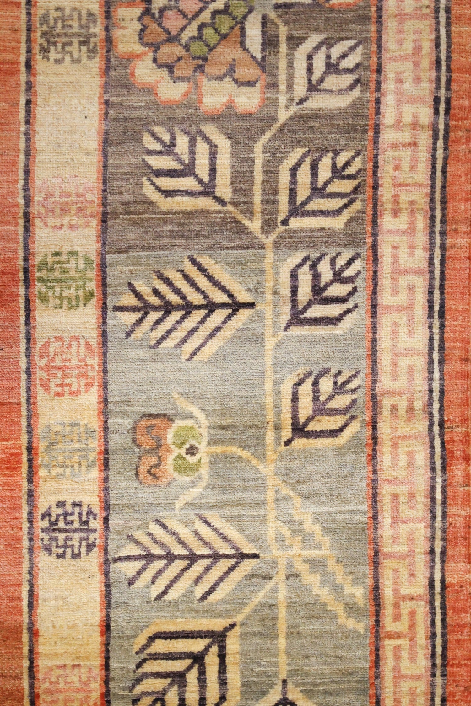 Khotan Crane Handwoven Traditional Rug, J70520