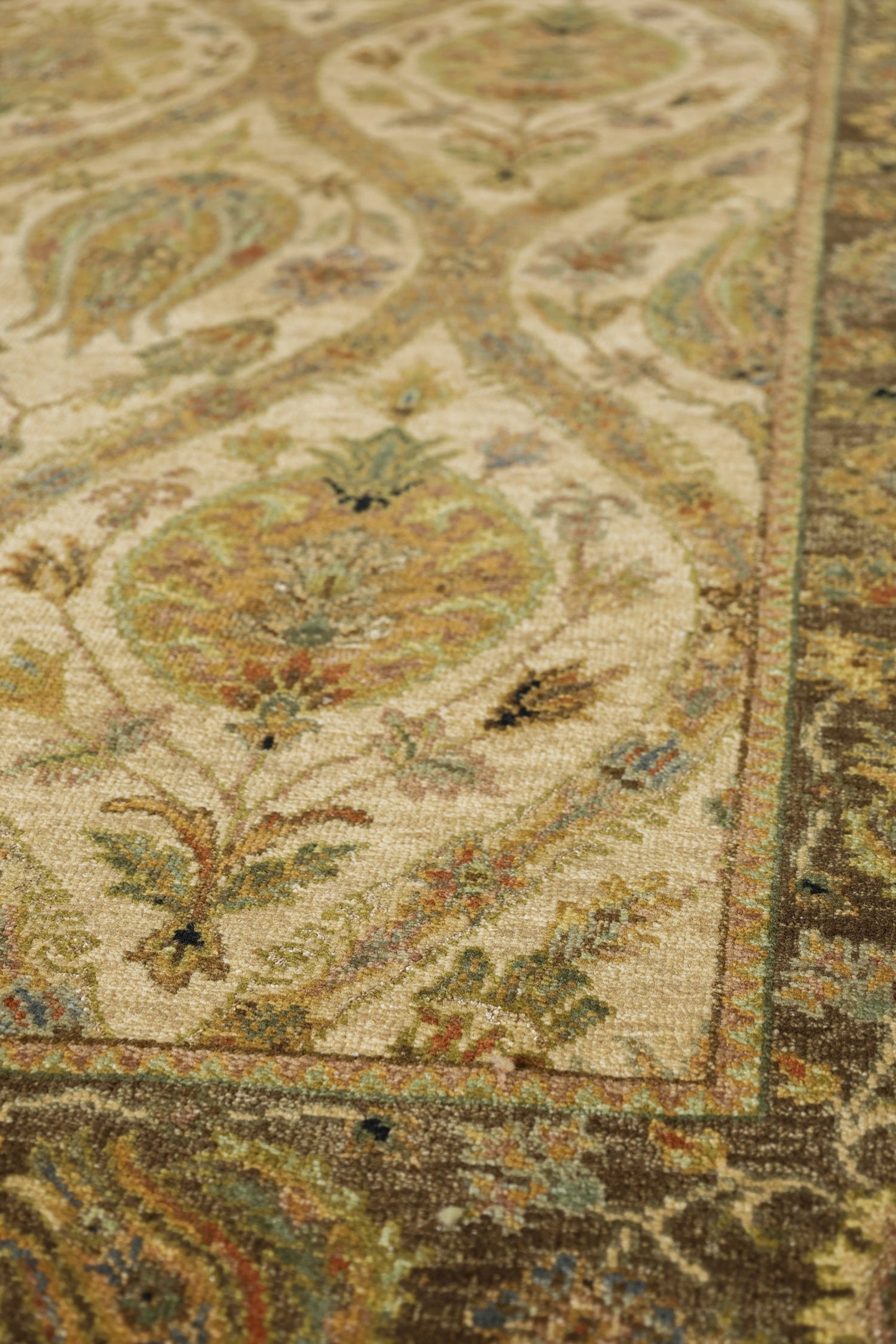 Lattice Handwoven Traditional Rug, 83646
