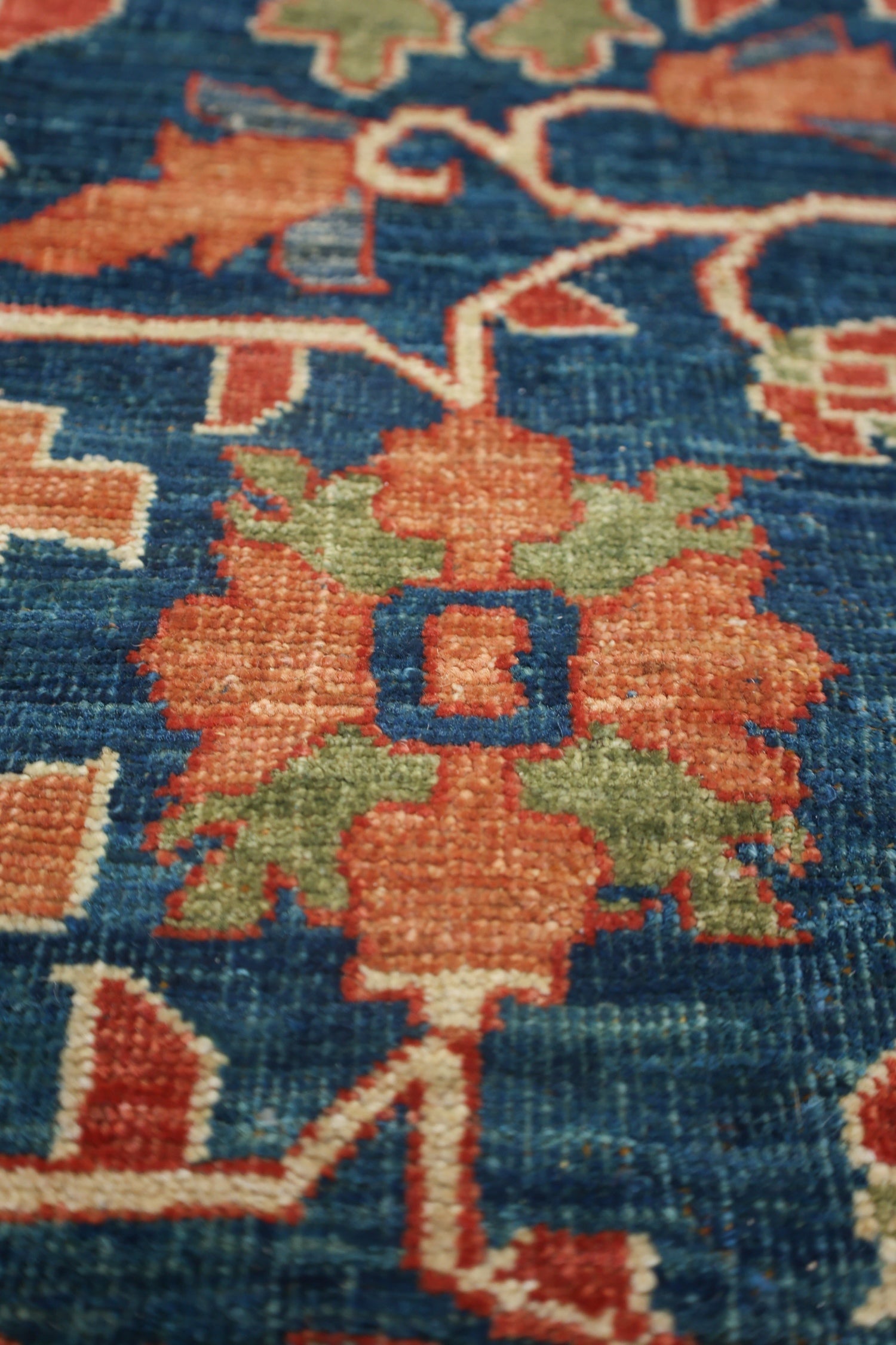 Lilihan Handwoven Traditional Rug, J73057