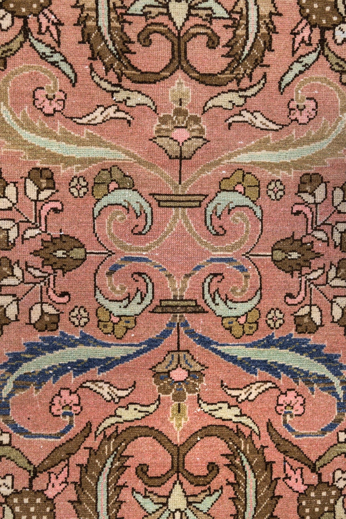Lilihan Handwoven Traditional Rug, J86541
