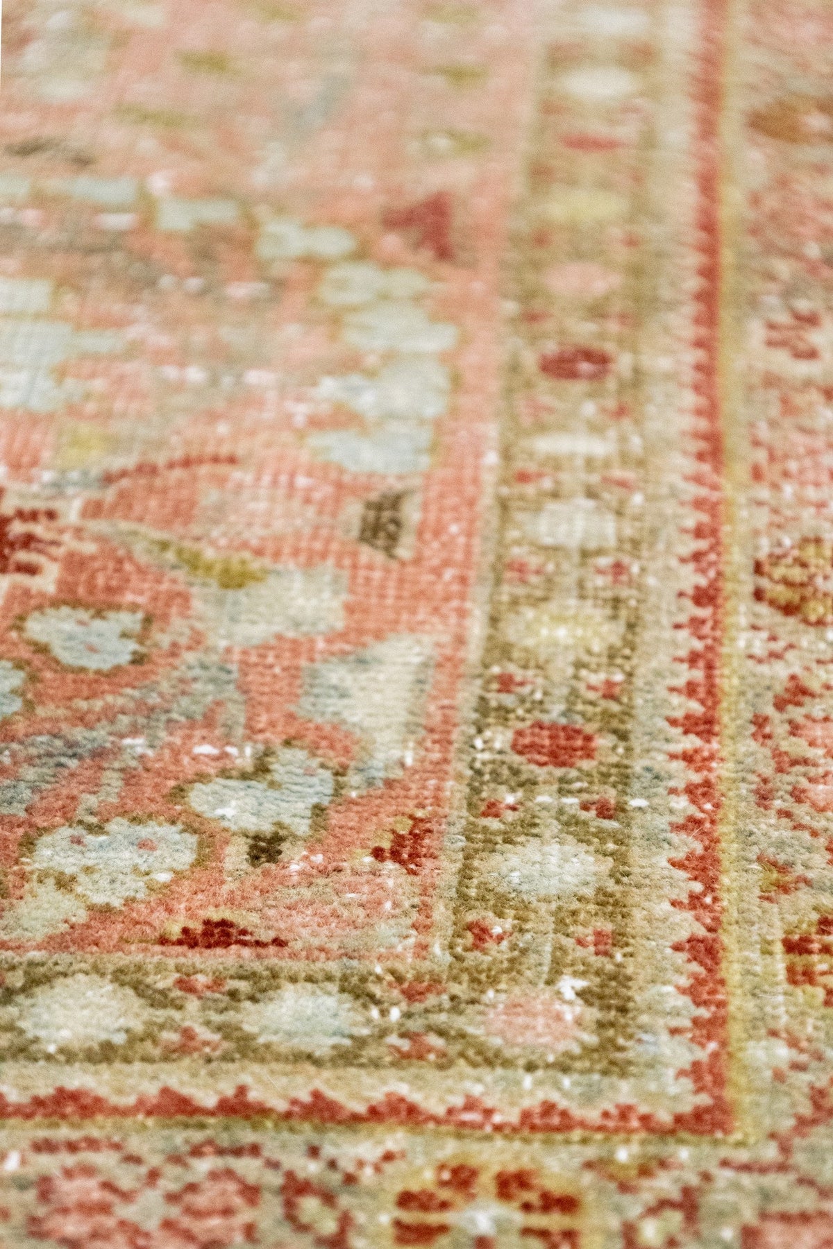 Vintage Lilihan Handwoven Traditional Rug, J89000