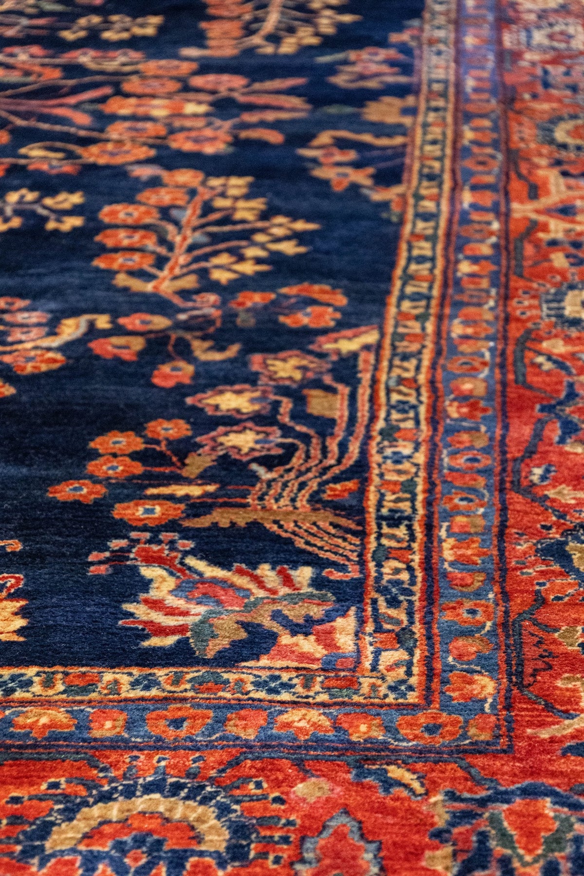 Antique Mahajaran Sarouk Handwoven Traditional Rug, J86757
