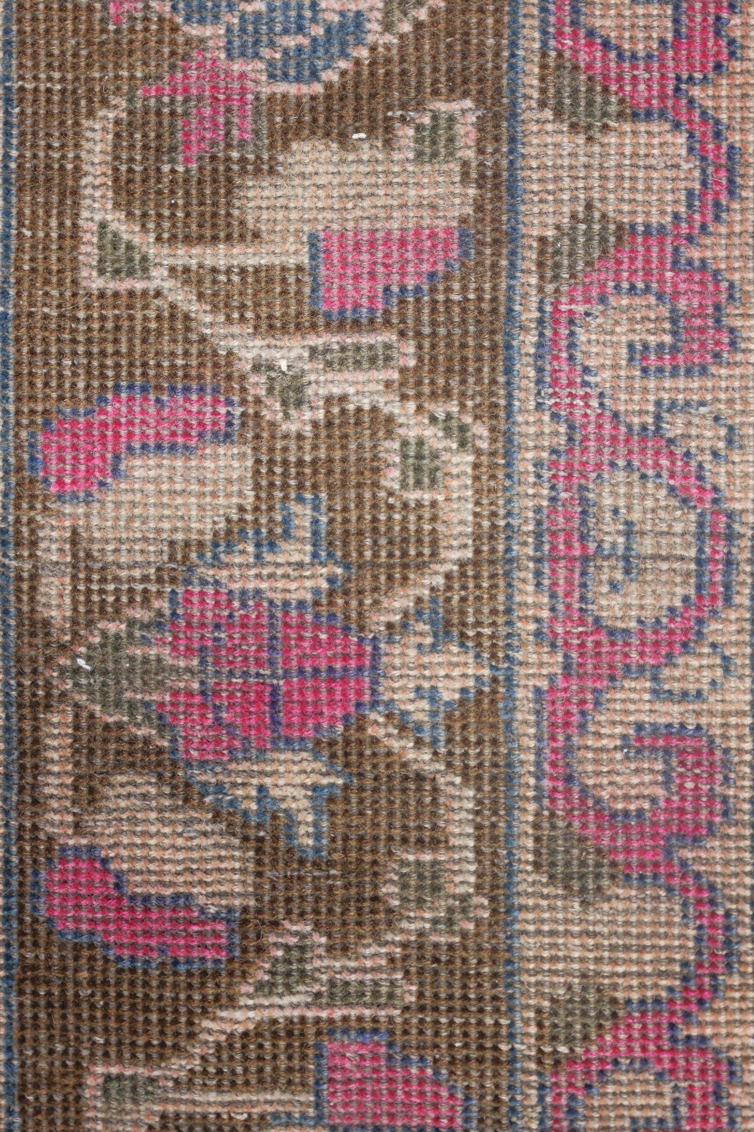 Vintage Mahal Handwoven Traditional Rug, J72546