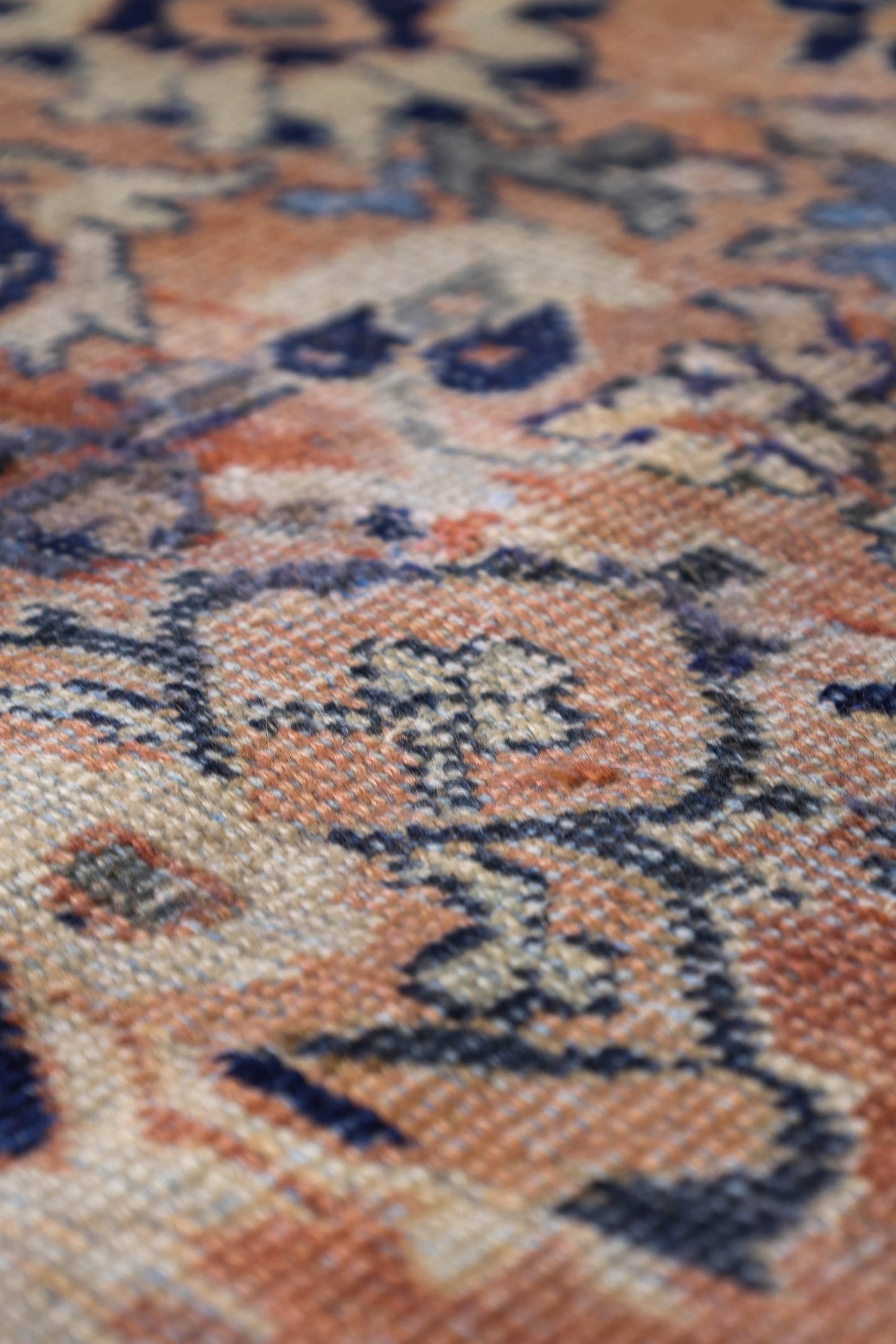 Vintage Mahal Handwoven Traditional Rug, J79421