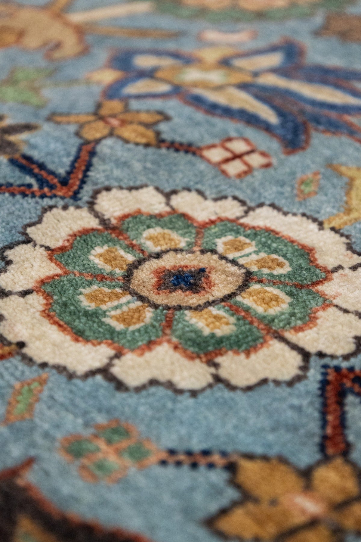 Mina Khani Handwoven Traditional Rug, J88163