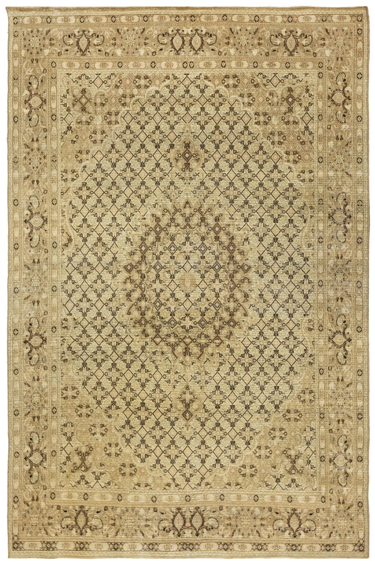 Vintage Mood Handwoven Traditional Rug