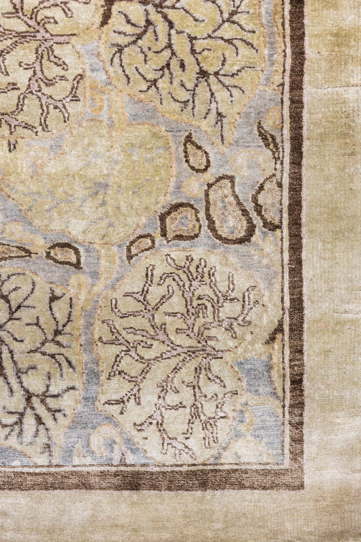 Morris Handwoven Traditional Rug, J88445