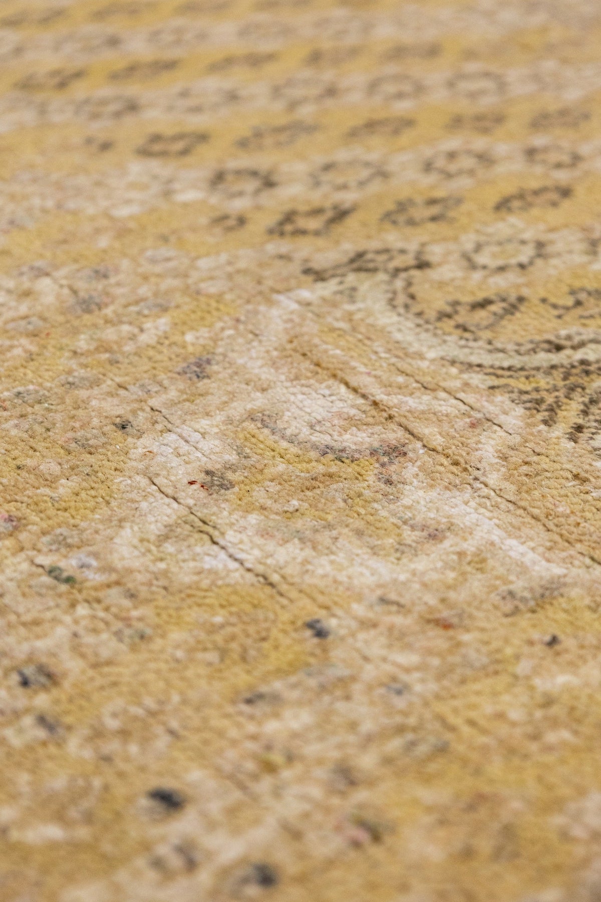 Moud Handwoven Traditional Rug, J88448