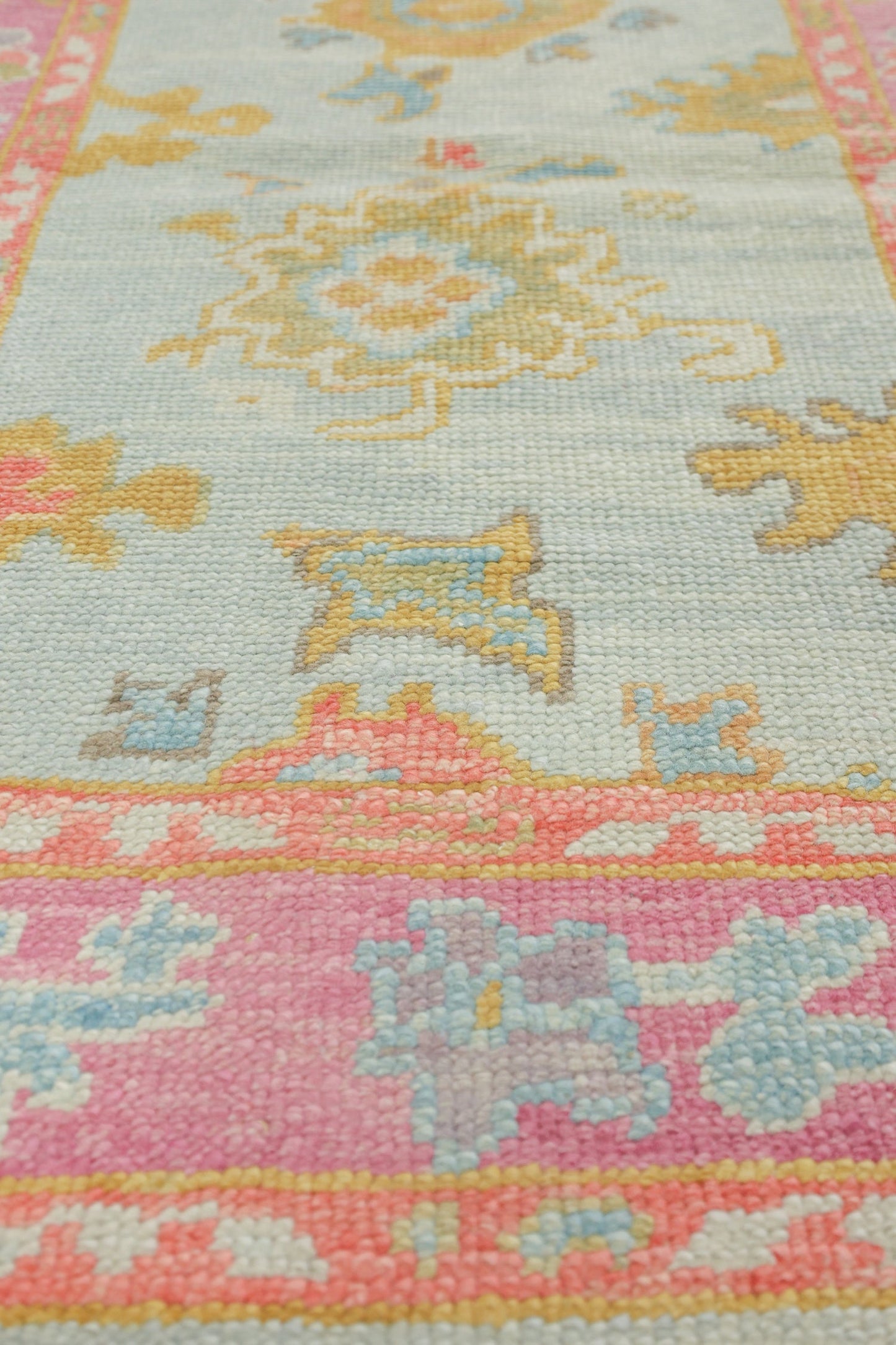 Oushak Handwoven Traditional Rug, J72426