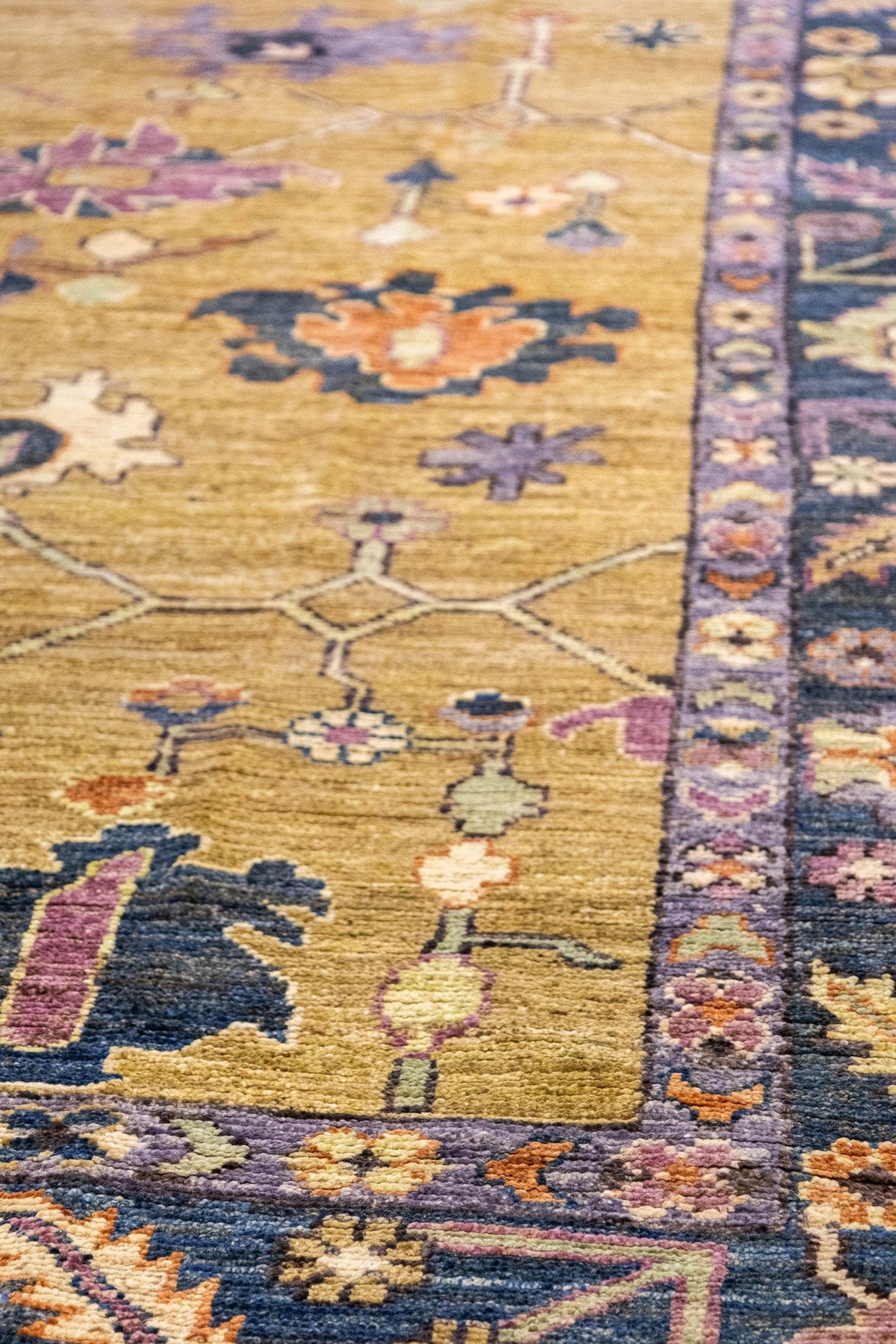 OushakHandwoven Traditional Rug, J86820
